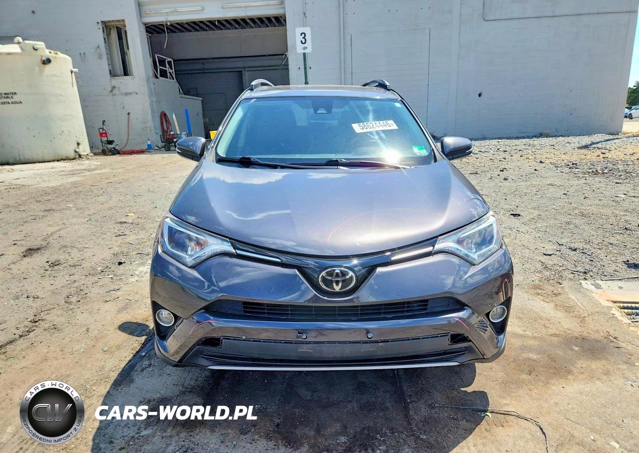 2018 Toyota Rav4 Xle VIN:JTMRFREVXJJ720576 - 5