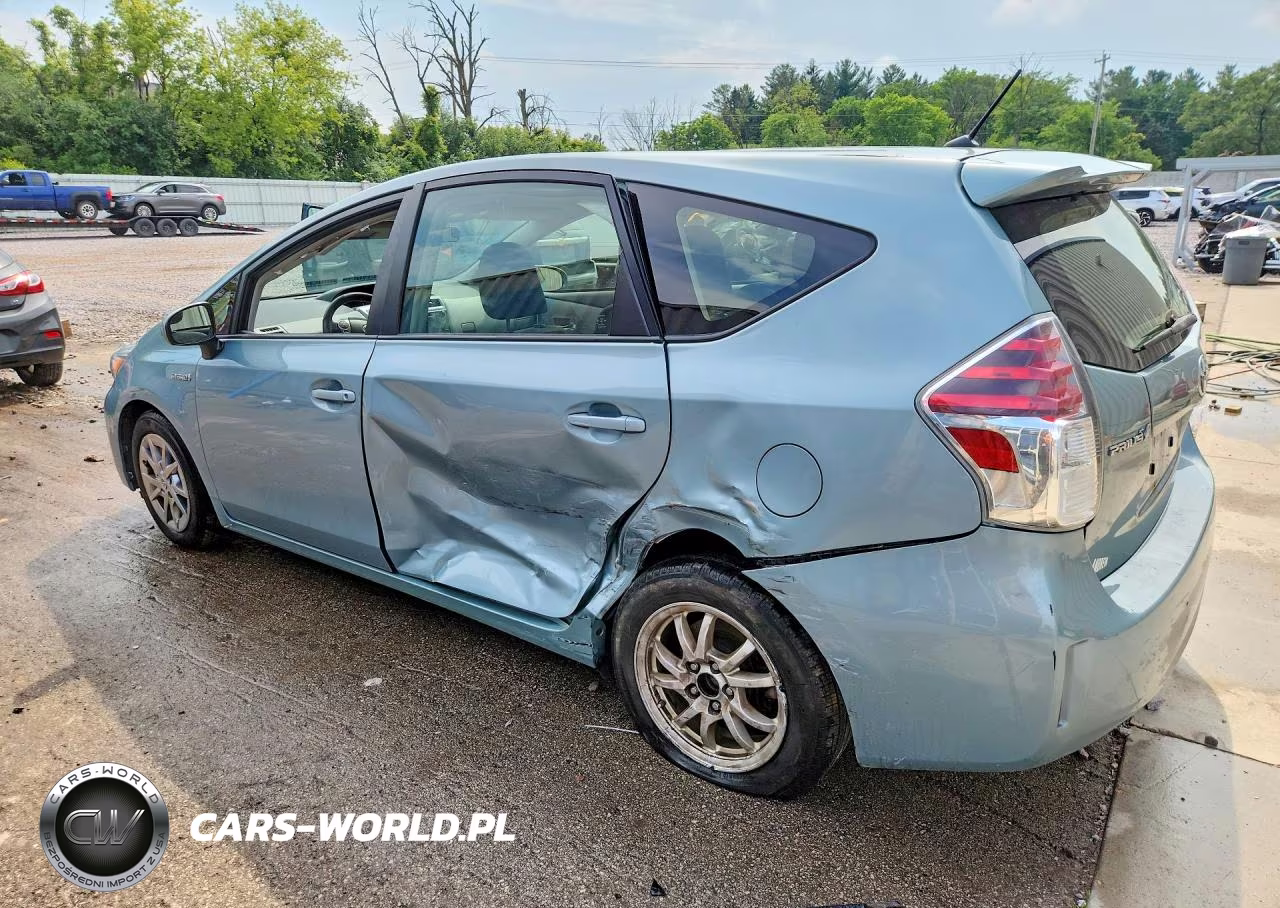 2015 Toyota Prius V Two VIN:JTDZN3EU4FJ039618 - 2