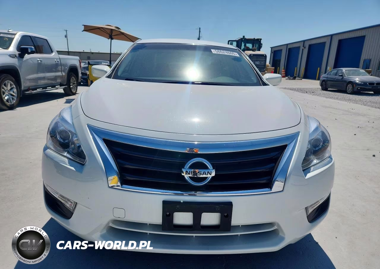 2015 Nissan Altima 2.5 S VIN:1N4AL3AP5FN346748 - 5