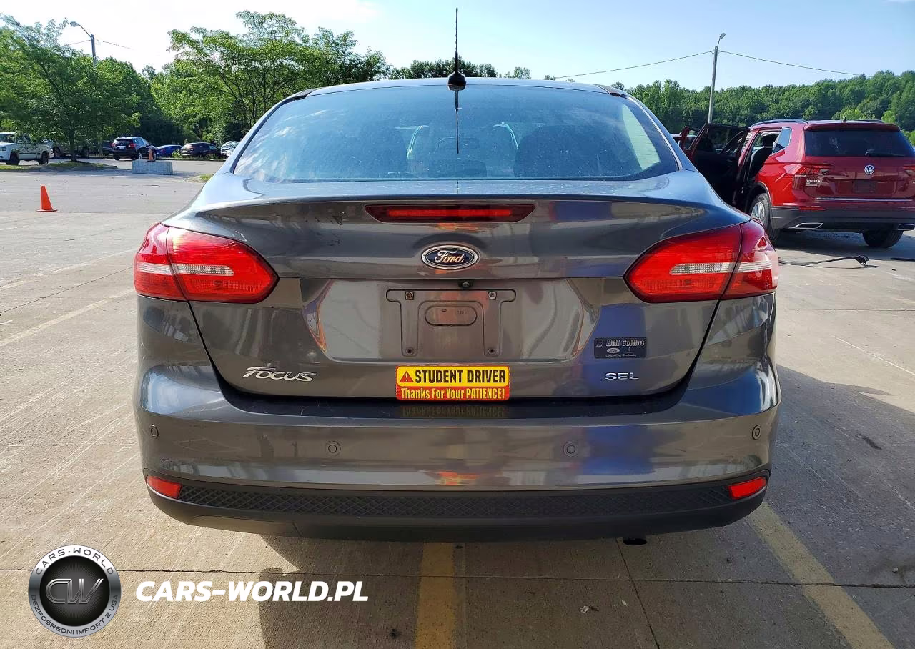 2018 Ford Focus Sel VIN:1FADP3H26JL258128 - 6