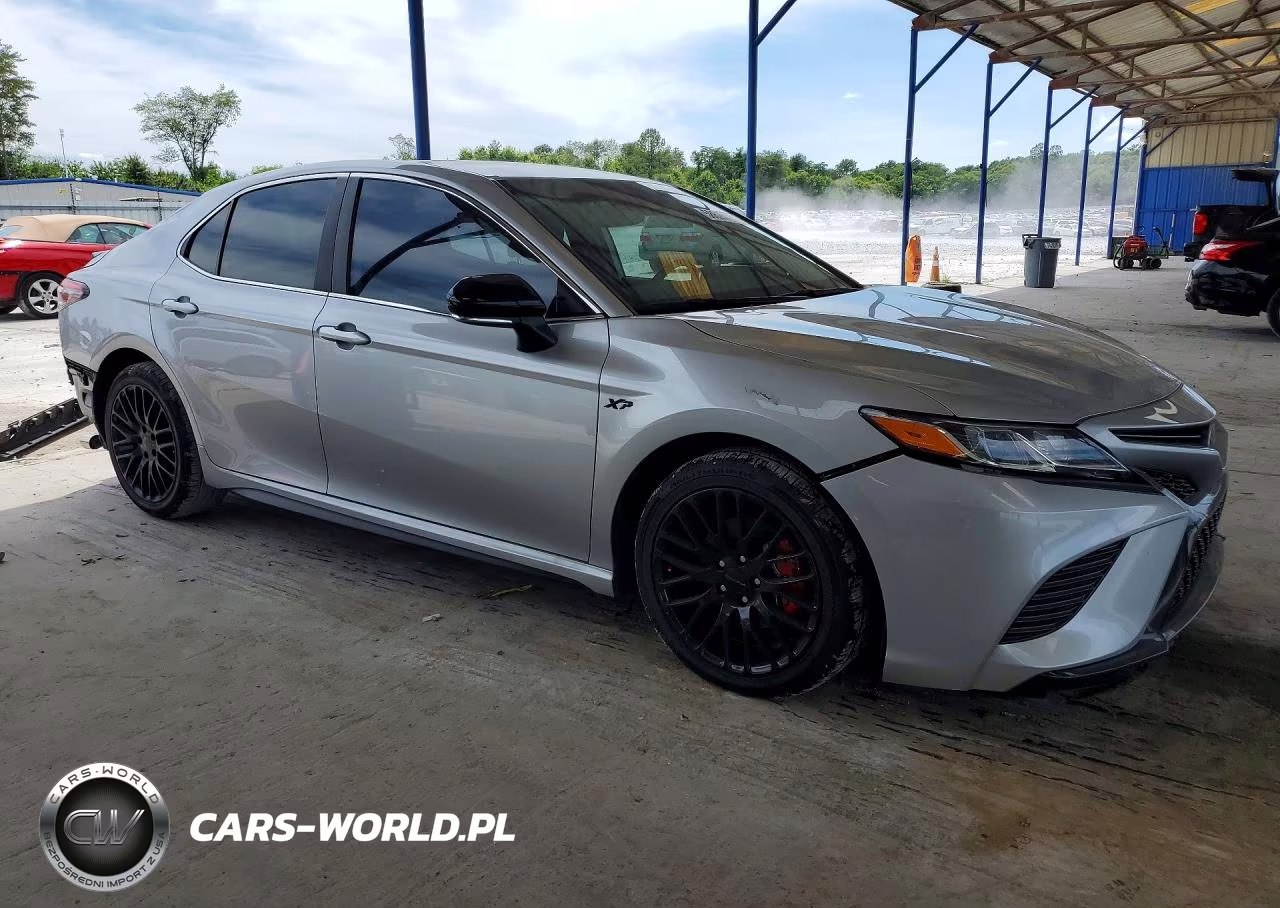 2019 Toyota Camry Se VIN:4T1B11HK1KU192070 - 4