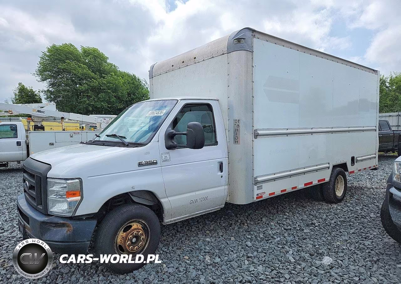 2019 Ford E350 Box Truck