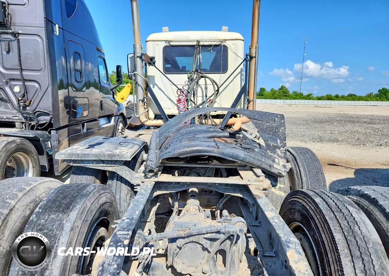 2023 Mack Pinnacle Semi Truck VIN:1M1PN4GY1PM011983 - 6