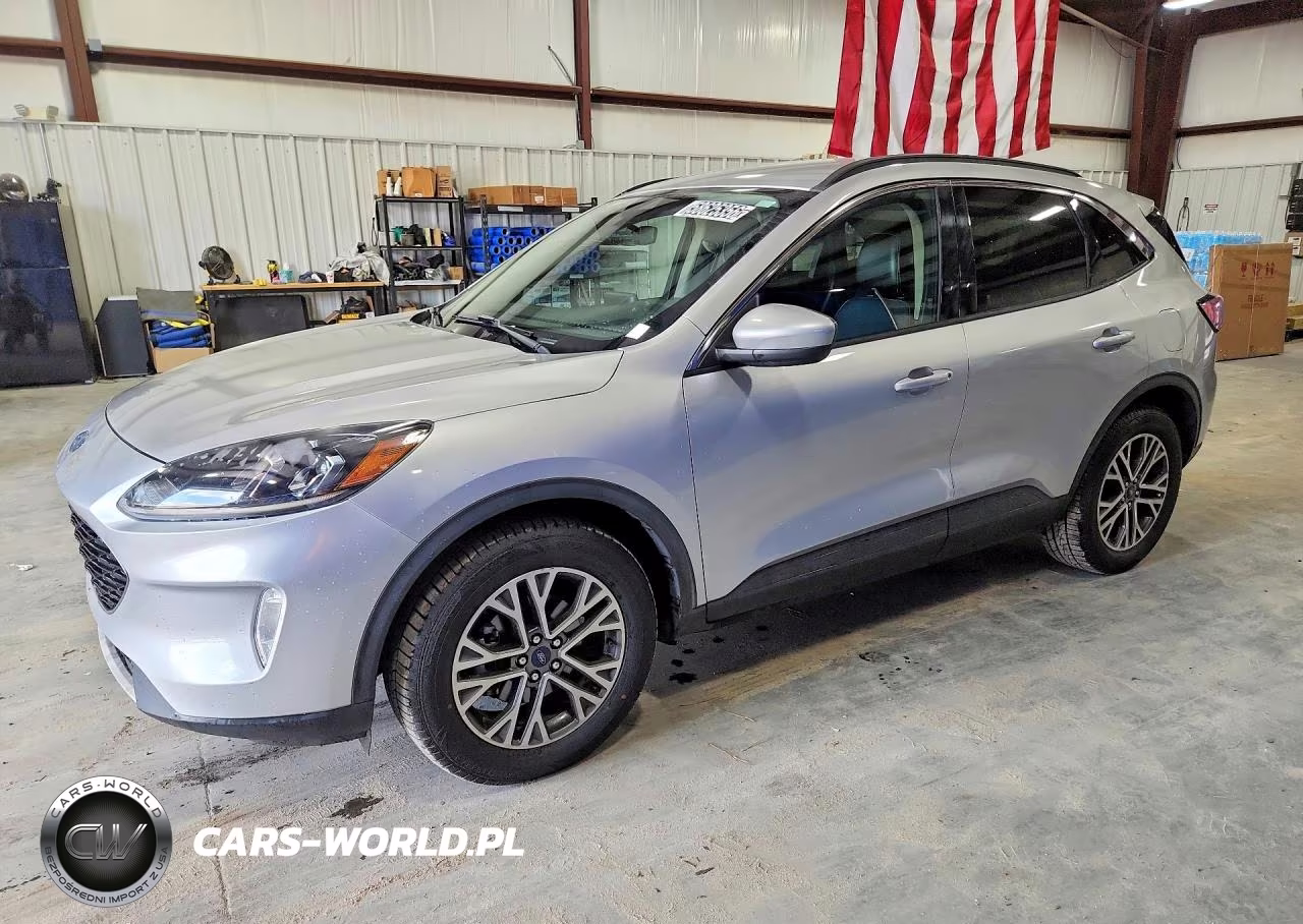 2020 Ford Escape Sel