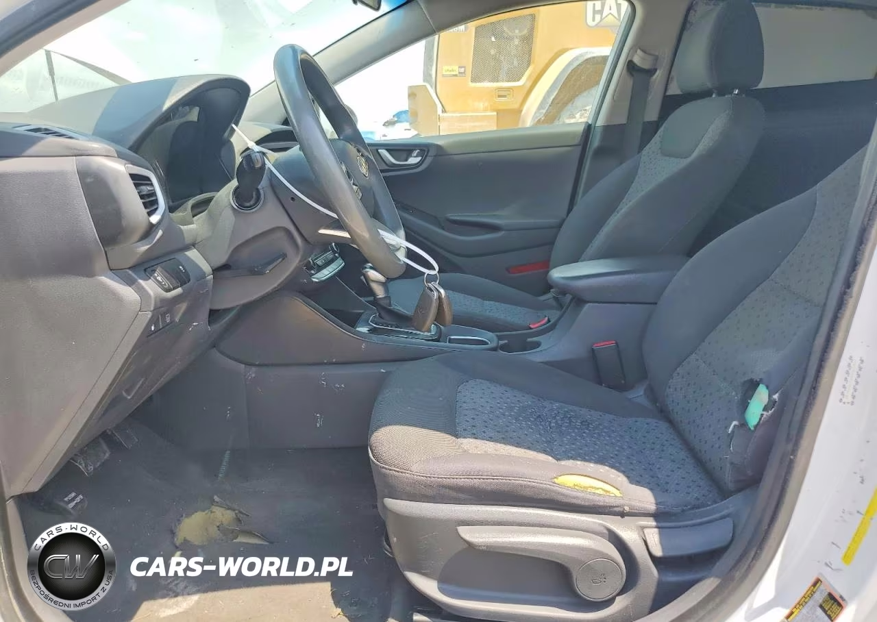 2017 Hyundai Ioniq Blue VIN:KMHC65LC0HU045602 - 7