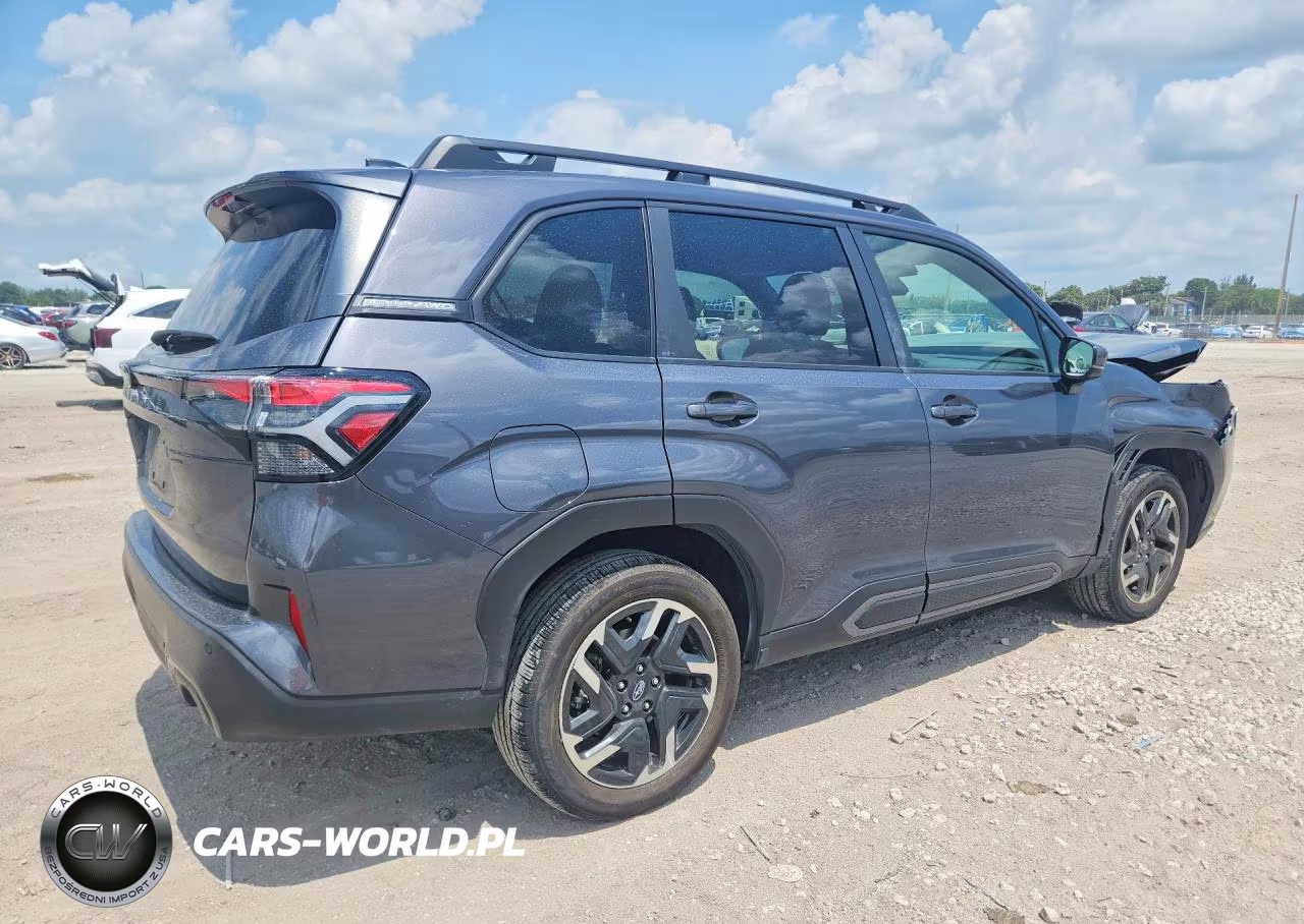 2025 Subaru Forester Limited VIN:JF2SLDRCXSH447185 - 3