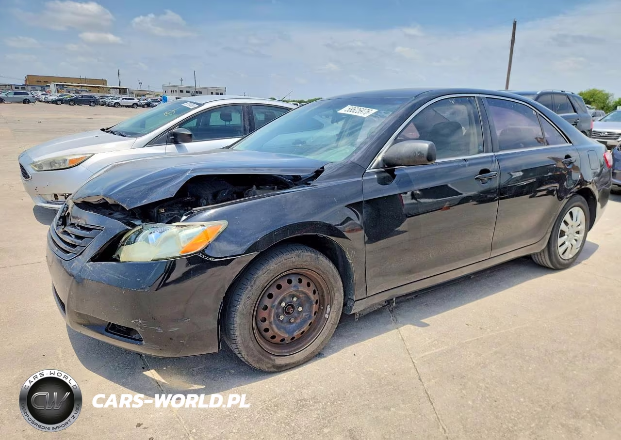 2009 Toyota Camry Le – zdjęcie 1 z 12