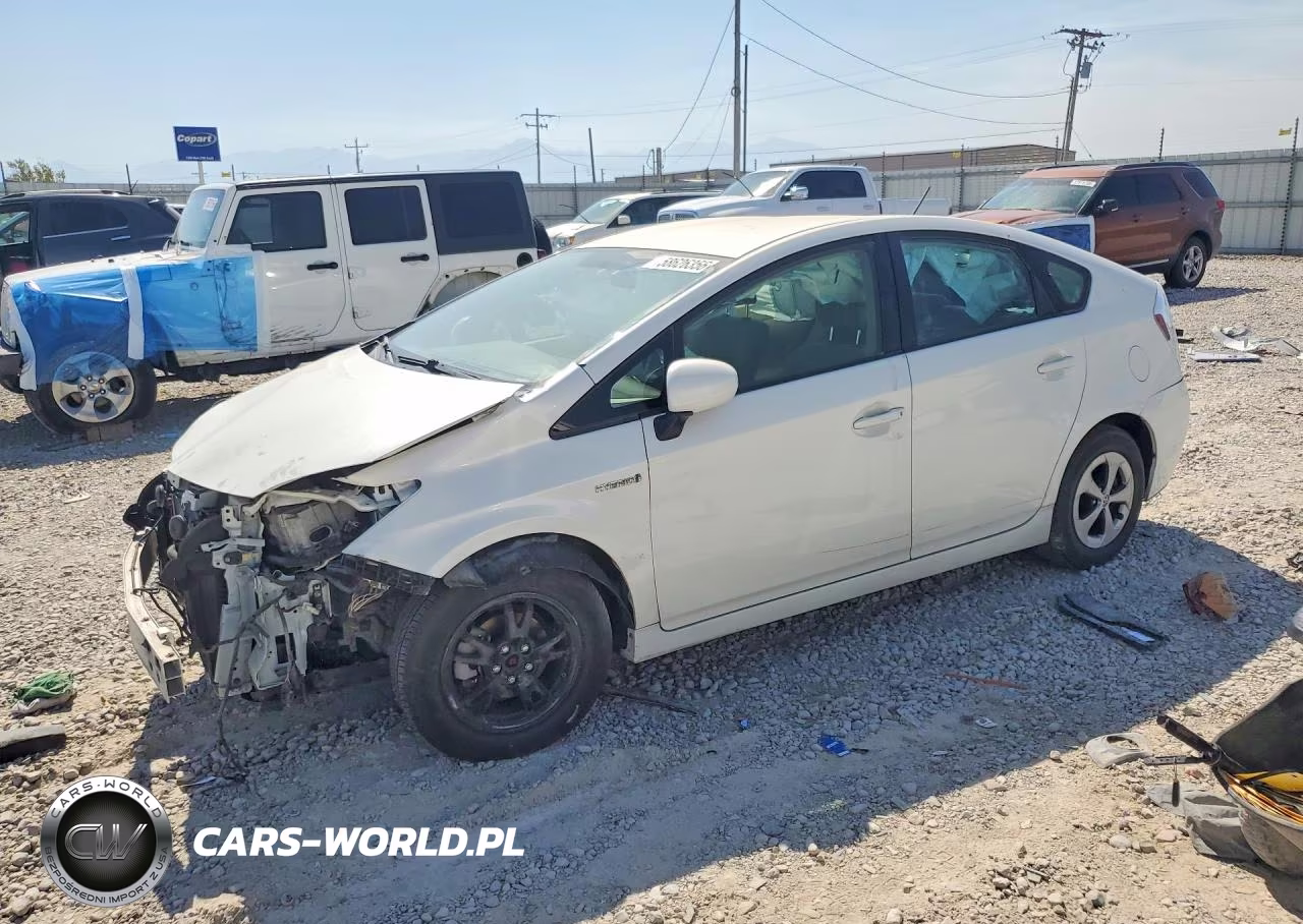 2013 Toyota Prius Two – zdjęcie 1 z 12