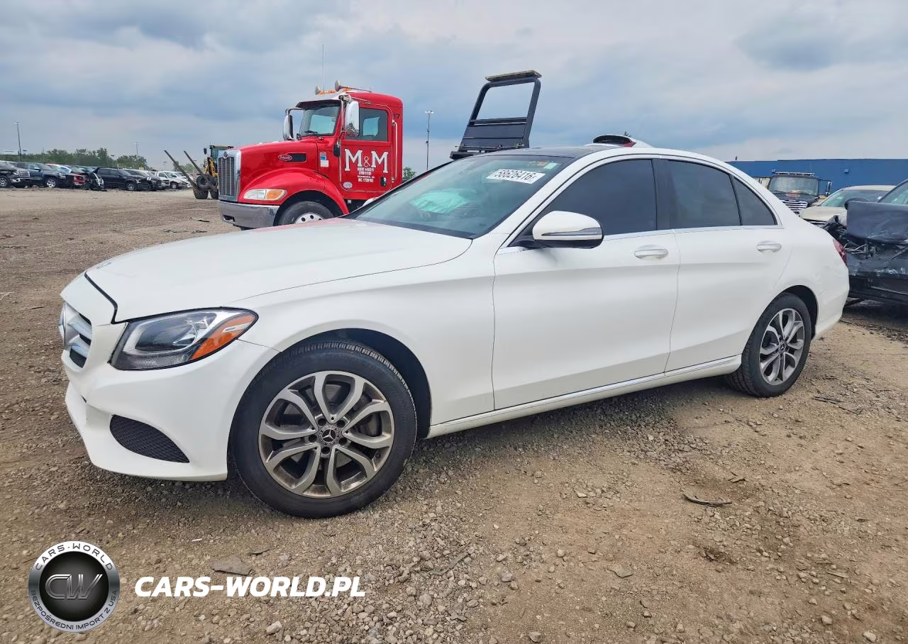 2017 Mercedes-Benz C 300 4Matic – zdjęcie 1 z 12