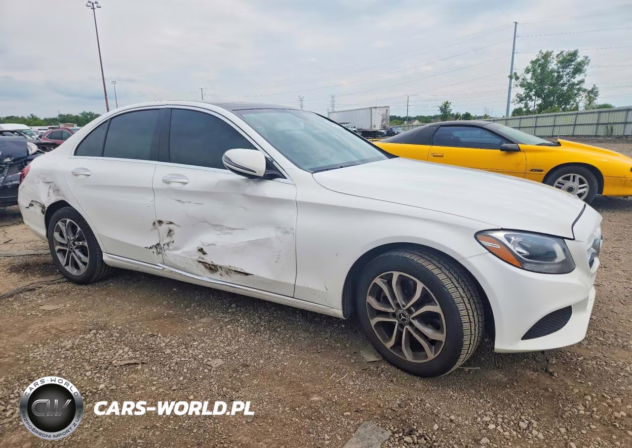2017 Mercedes-Benz C 300 4Matic VIN:55SWF4KB5HU182790 - 4
