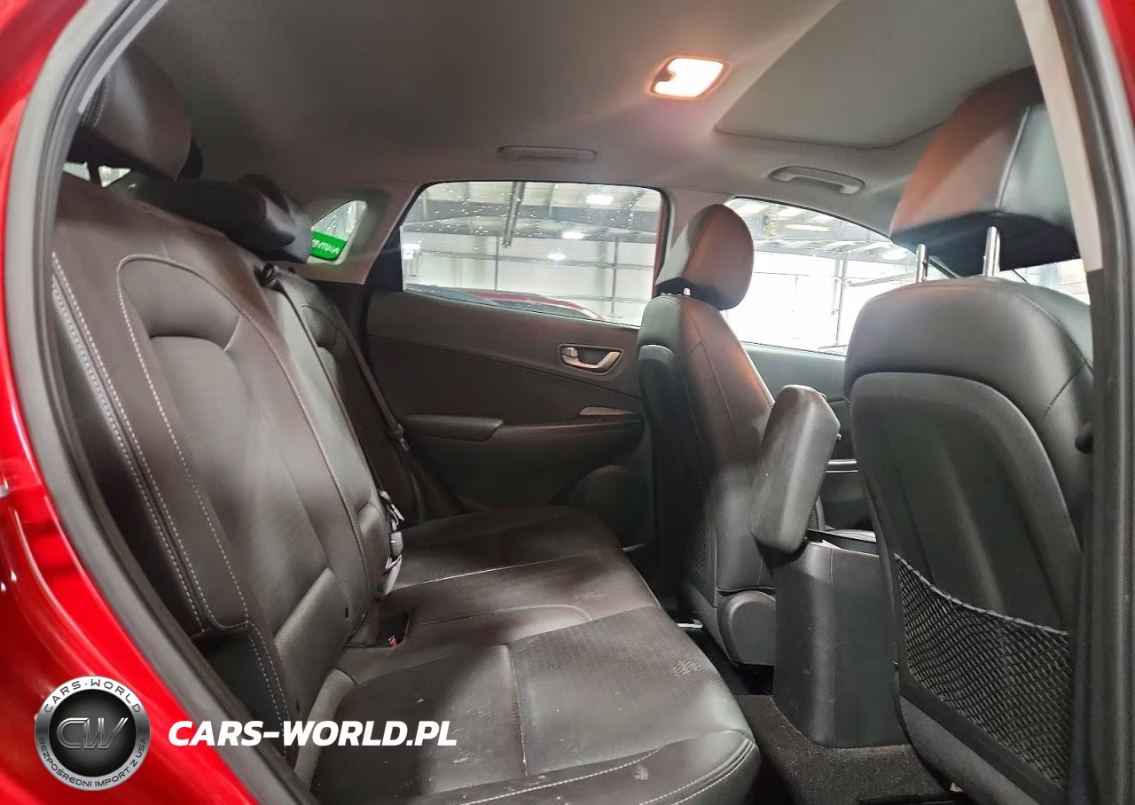 2019 Hyundai Kona Ultimate VIN:KM8K5CA55KU338829 - 10
