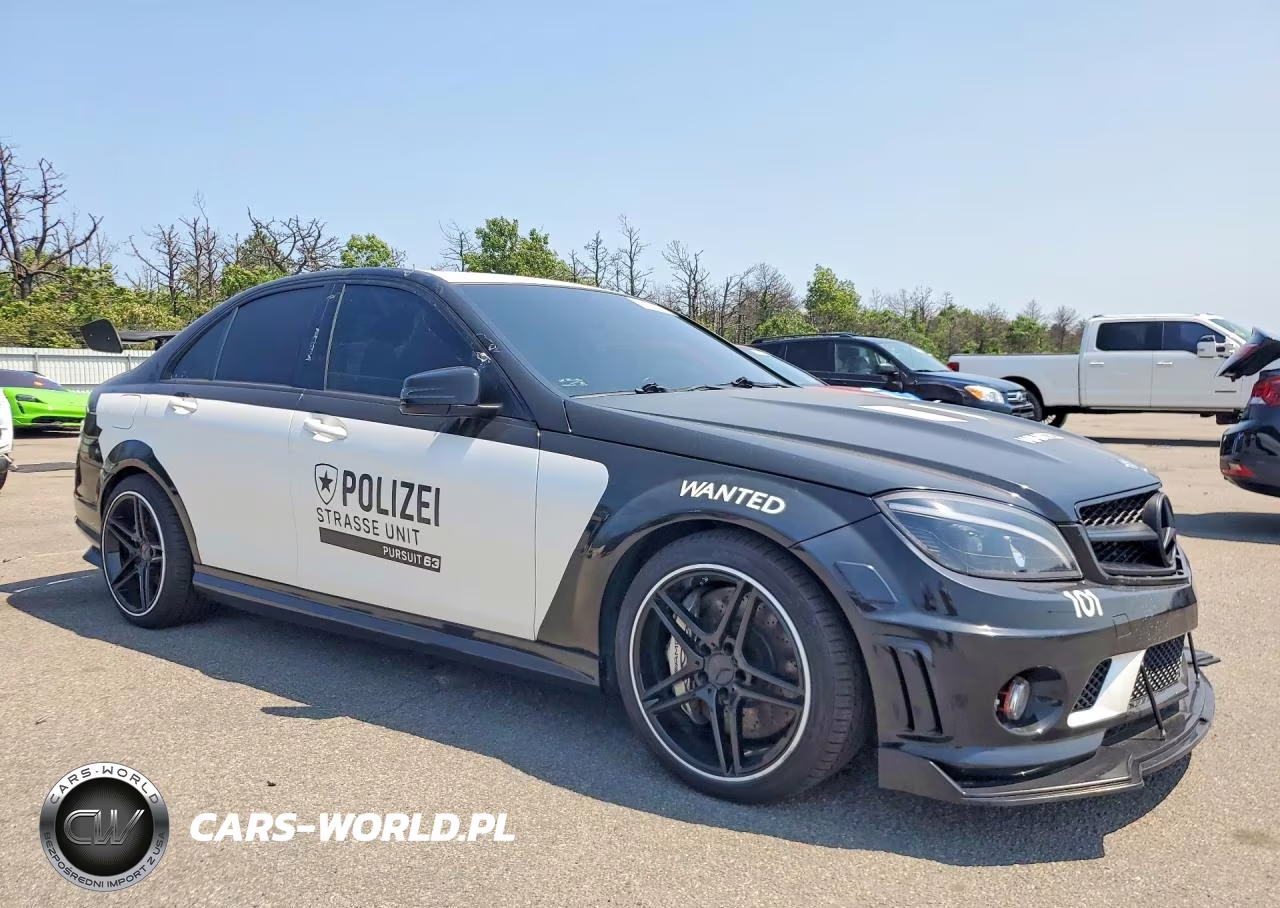 2010 Mercedes-Benz C 63 Amg VIN:WDDGF7HB6AF380140 - 4