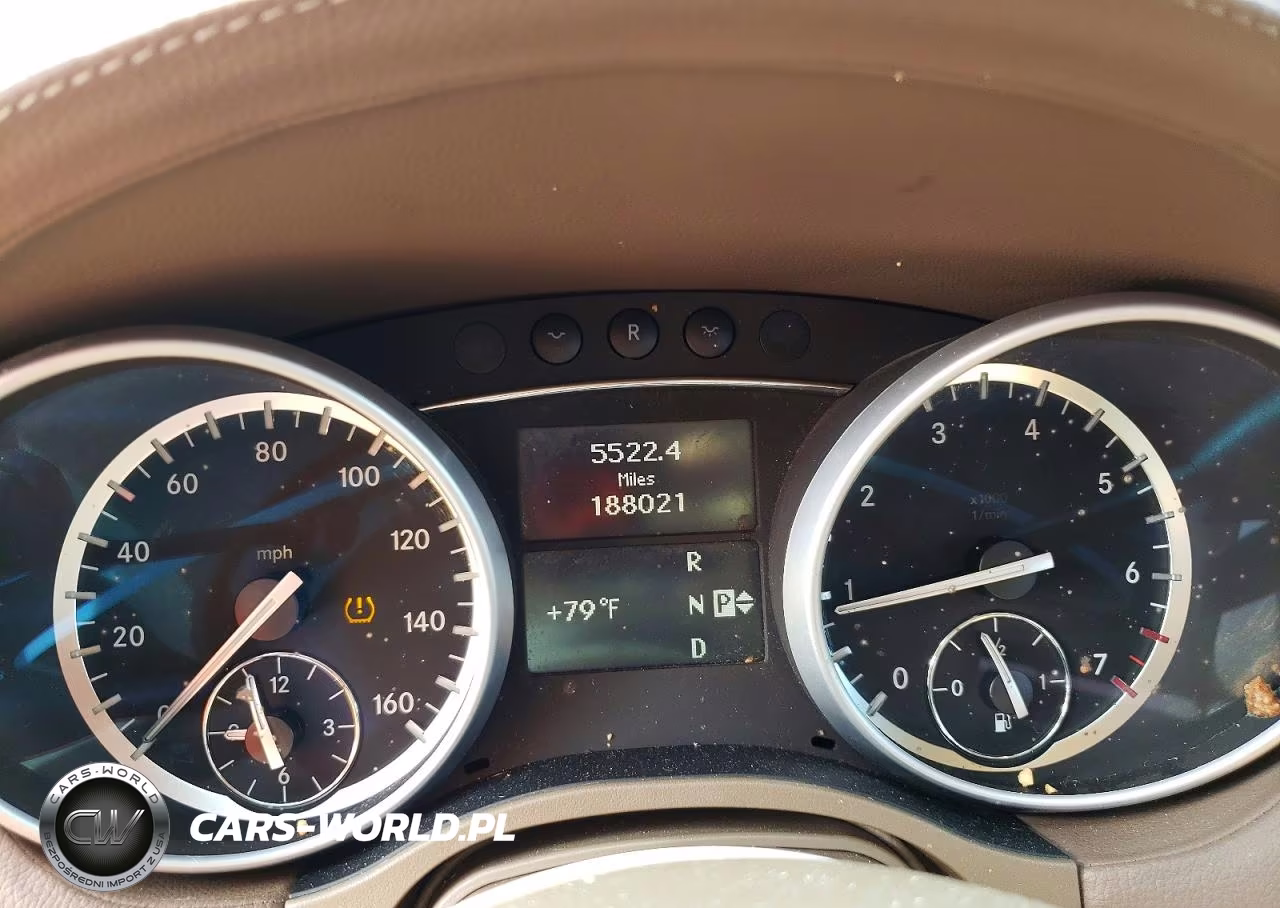 2011 Mercedes-Benz Gl 450 4Matic VIN:4JGBF7BE2BA700958 - 9