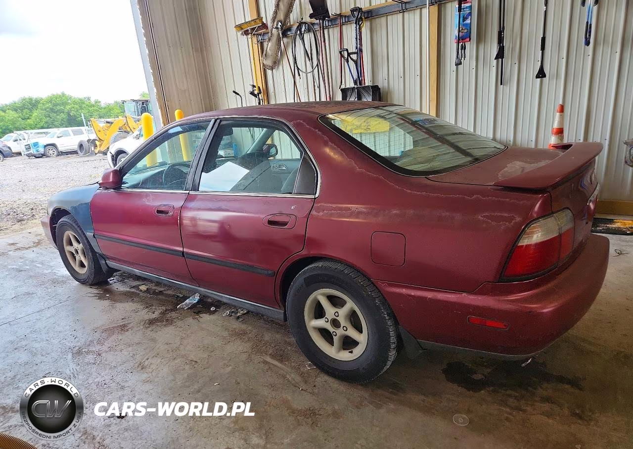 1996 Honda Accord Lx VIN:1HGCD5530TA270489 - 2