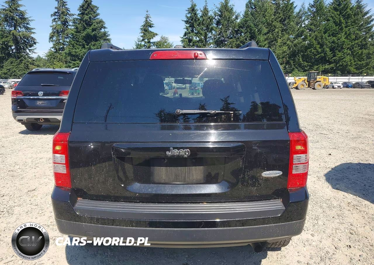 2016 Jeep Patriot Latitude VIN:1C4NJPFB8GD700193 - 6