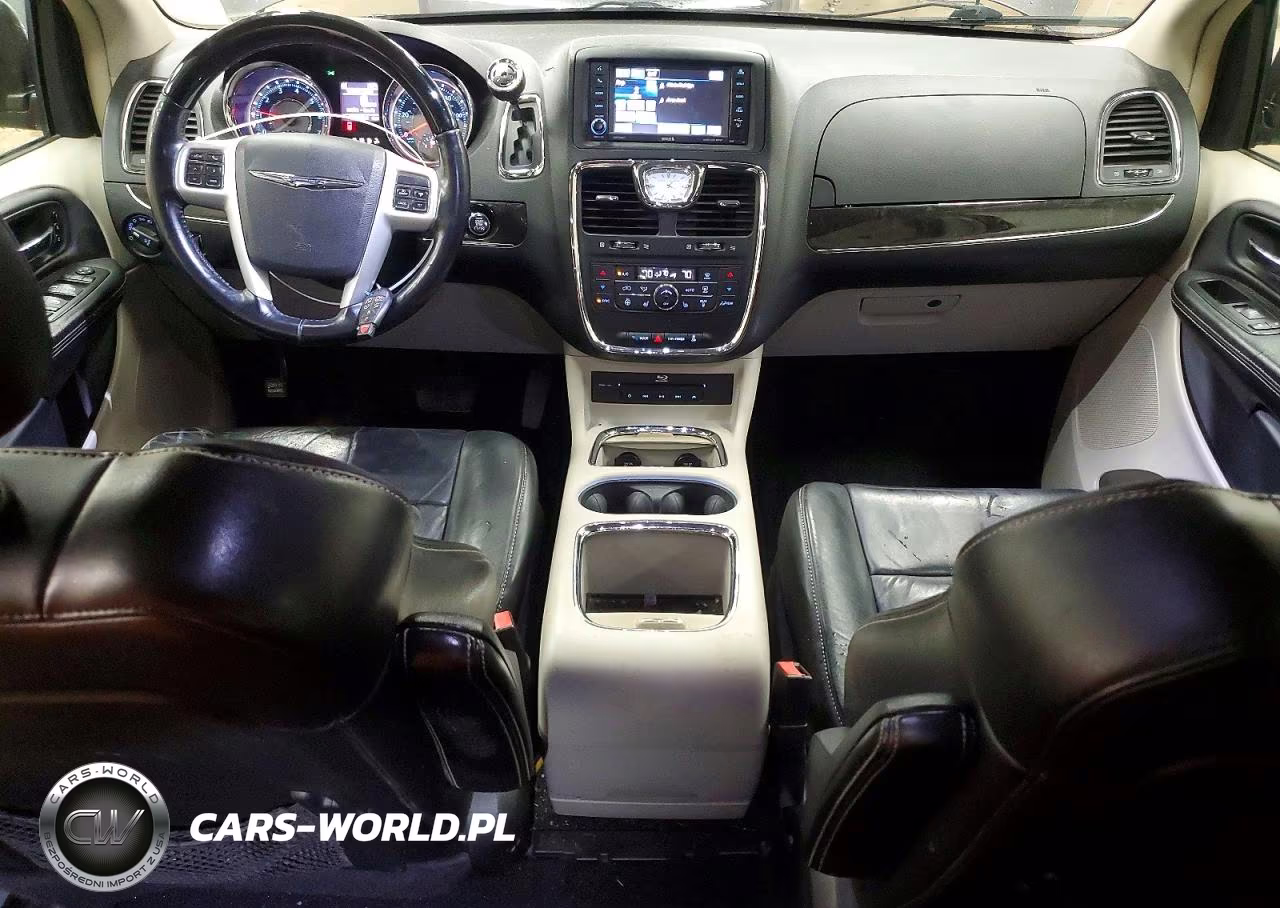 2015 Chrysler Town & Country Limited Platinum VIN:2C4RC1GG8FR655657 - 8
