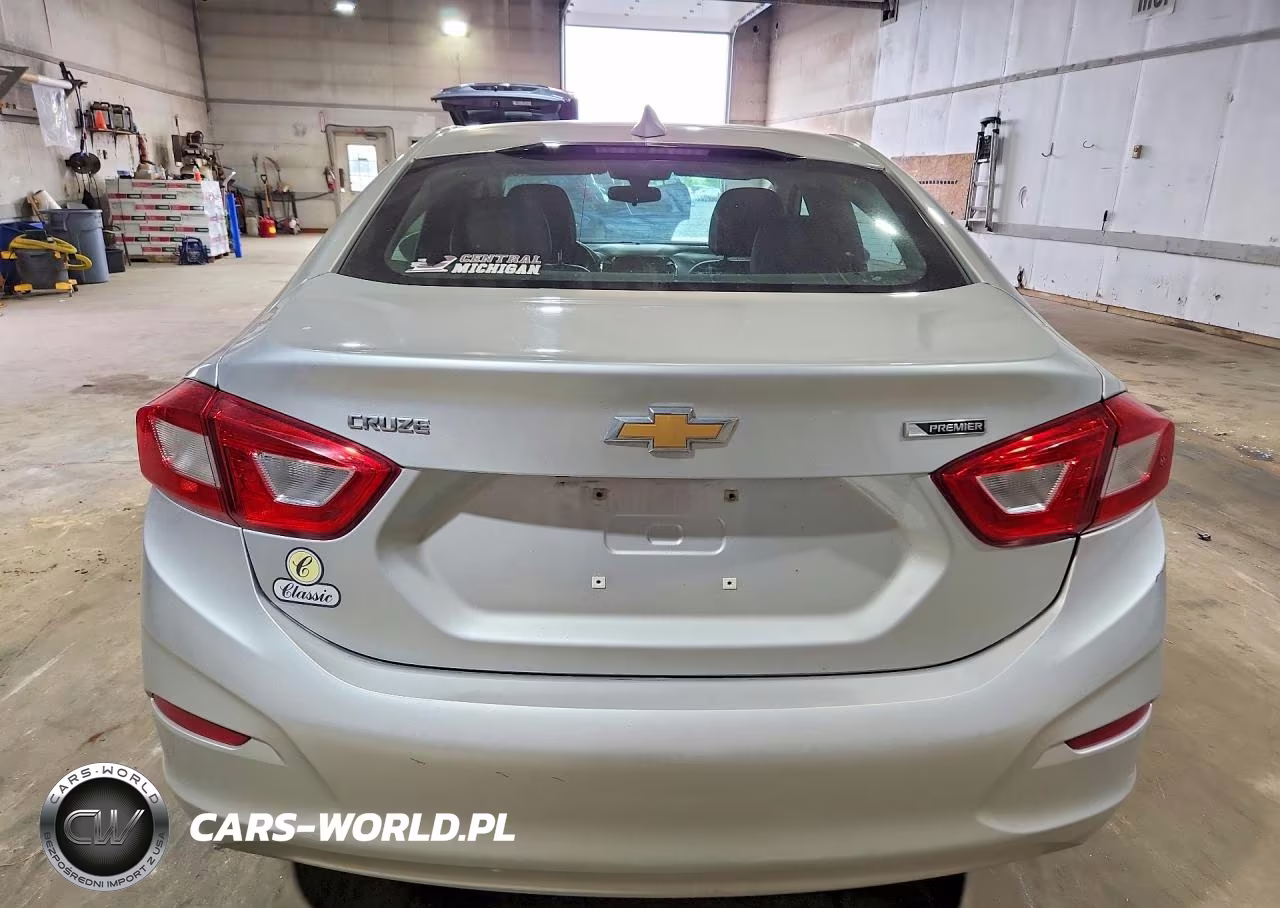 2018 Chevrolet Cruze Premier VIN:1G1BF5SMXJ7158271 - 6