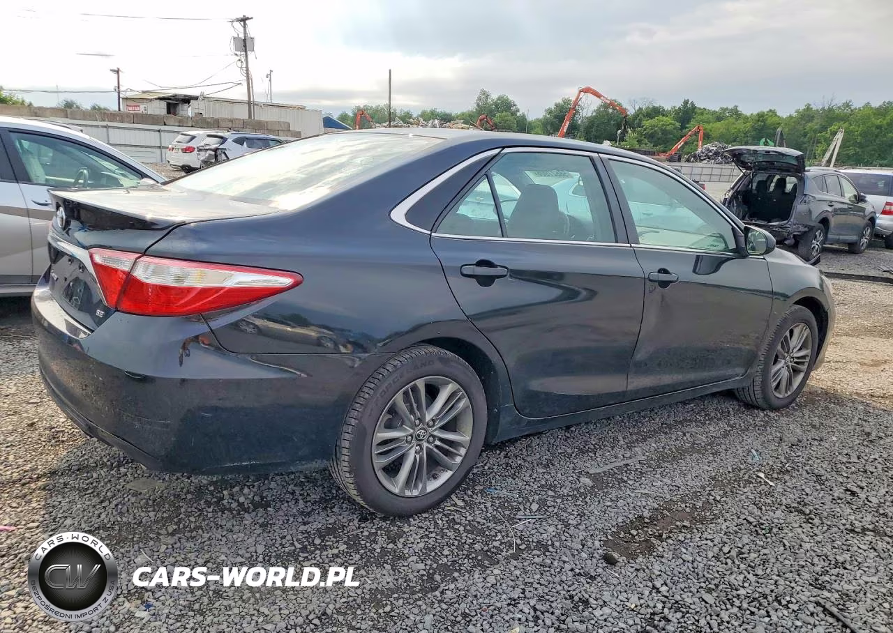 2017 Toyota Camry Se VIN:4T1BF1FK6HU314497 - 3