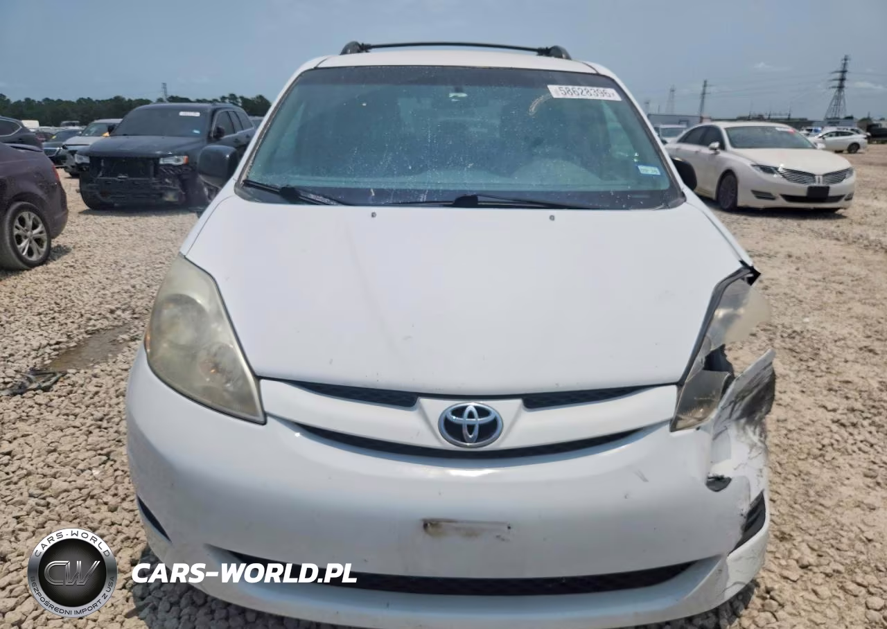 2010 Toyota Sienna Le 8-Passenger VIN:5TDKK4CC0AS309143 - 5