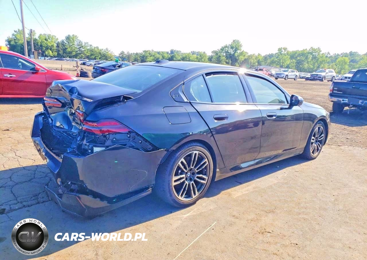 2026 BMW 540 Xi VIN:WBA63FJ0XTCW18963 - 3