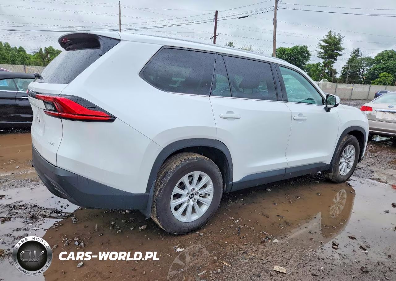 2024 Toyota Grand Highlander Xle VIN:5TDAAAB53RS012265 - 3