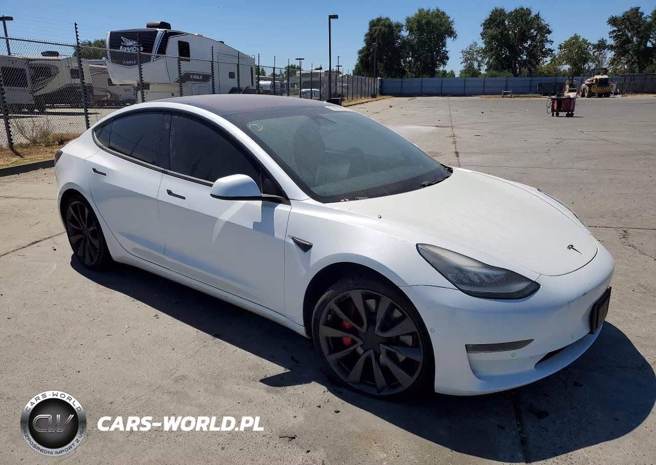 2018 Tesla Model 3 VIN:5YJ3E1EB8JF081573 - 4