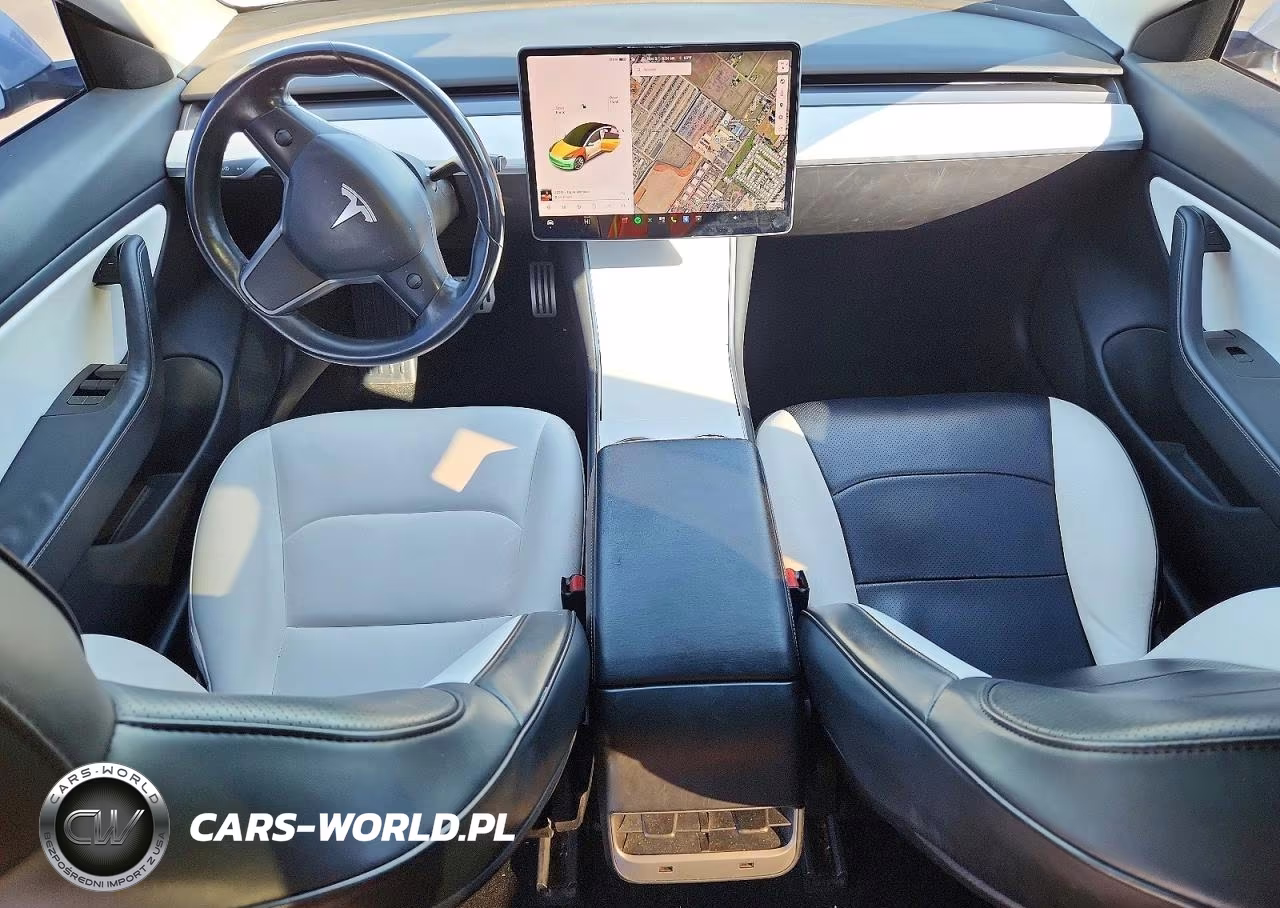 2018 Tesla Model 3 VIN:5YJ3E1EB8JF081573 - 8
