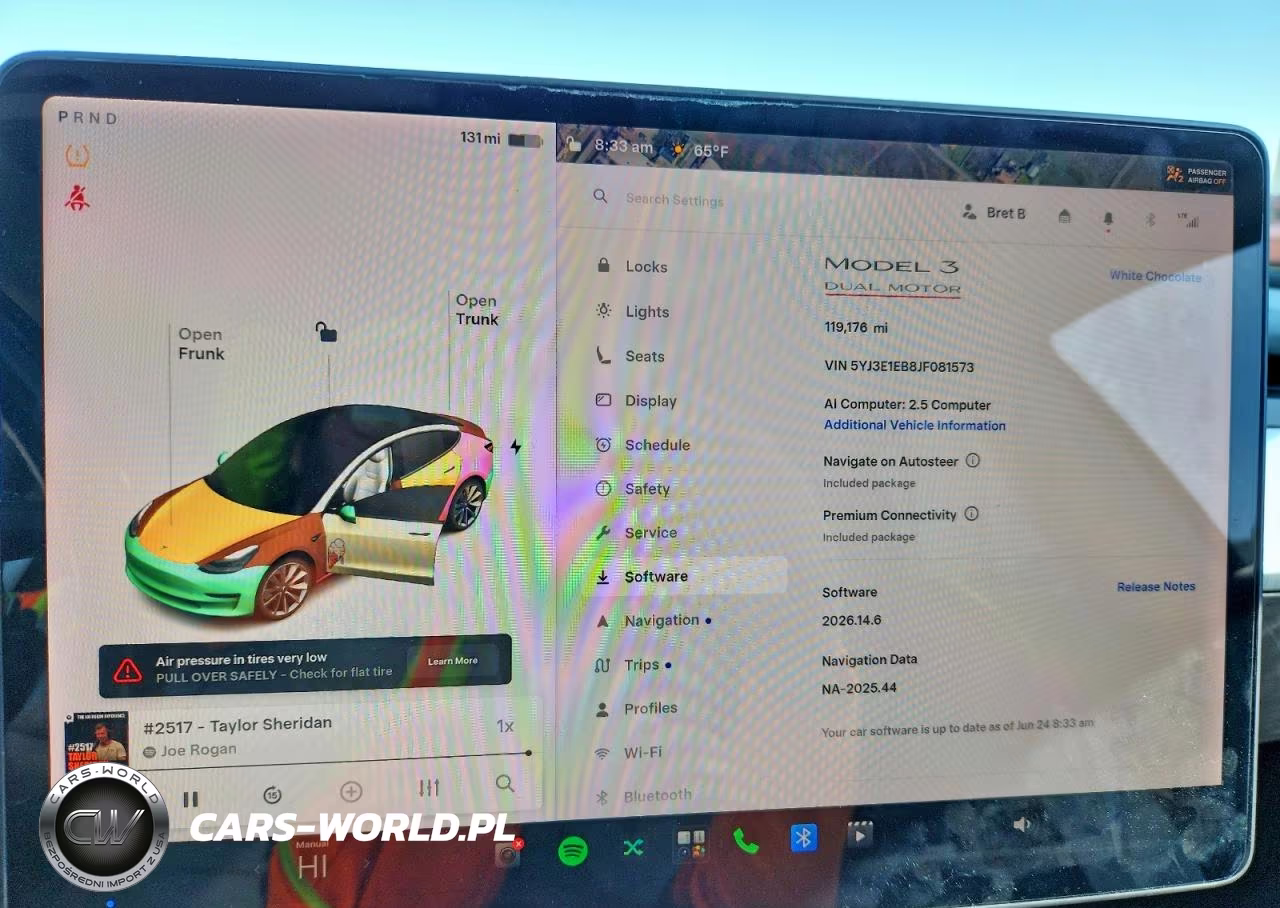 2018 Tesla Model 3 VIN:5YJ3E1EB8JF081573 - 9