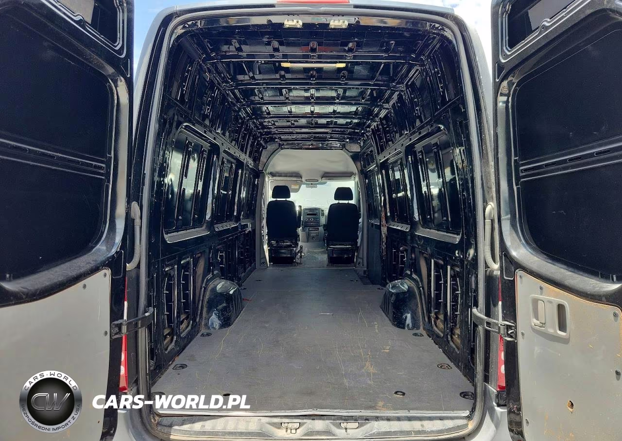 2012 Mercedes-Benz Sprinter 2500 Delivery Van VIN:WD3PE8CC3C5717465 - 10