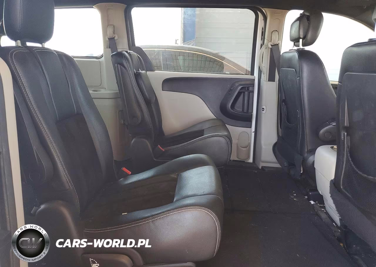 2016 Dodge Grand Caravan Sxt VIN:2C4RDGCG3GR270840 - 10