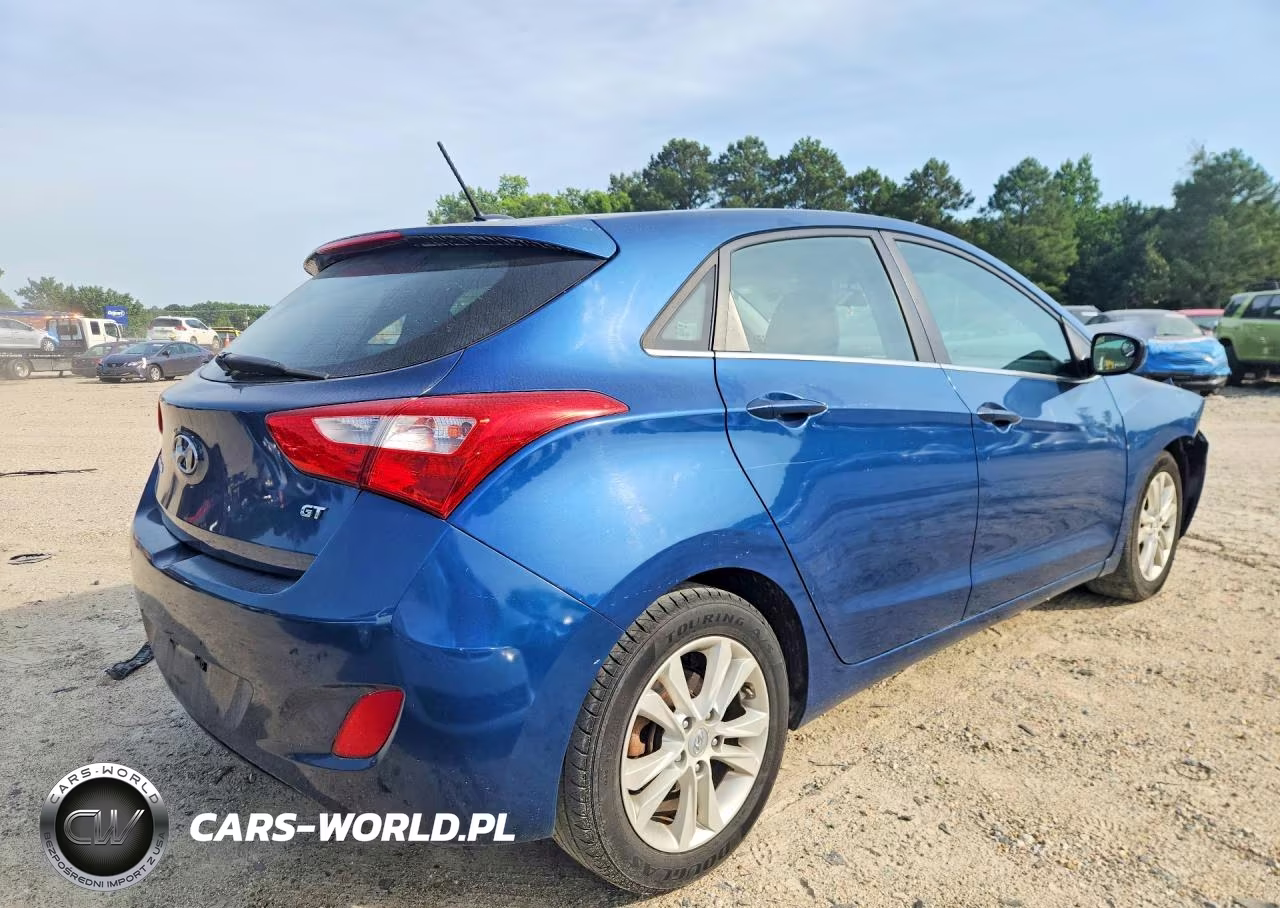 2015 Hyundai Elantra Gt Base VIN:KMHD35LH9FU243911 - 3