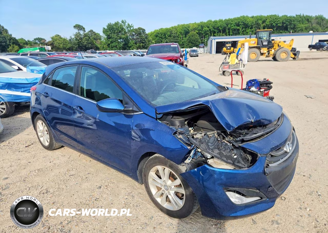 2015 Hyundai Elantra Gt Base VIN:KMHD35LH9FU243911 - 4
