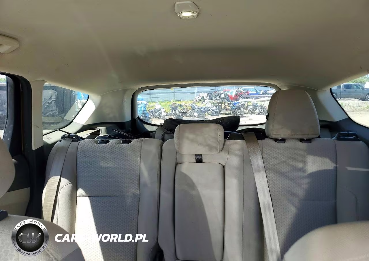 2017 Ford Escape VIN:1FMCU9GDXHUA11523 - 10