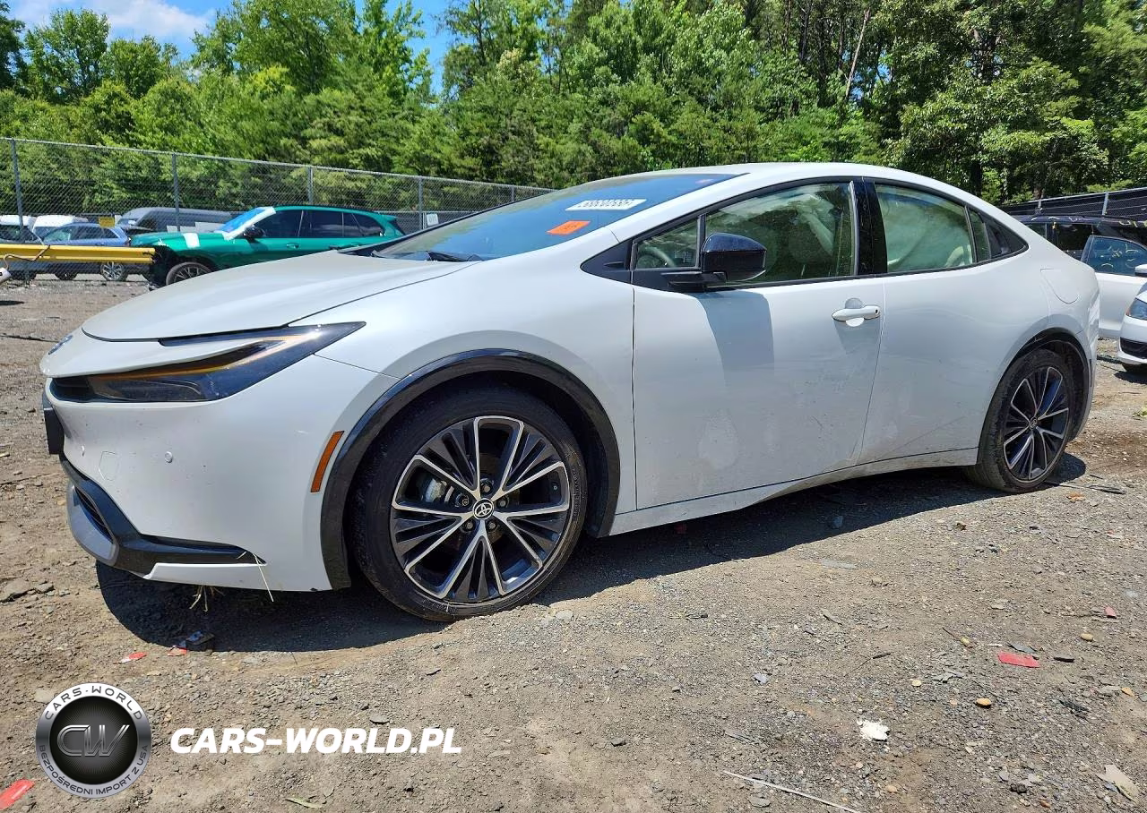 2025 Toyota Prius Xle
