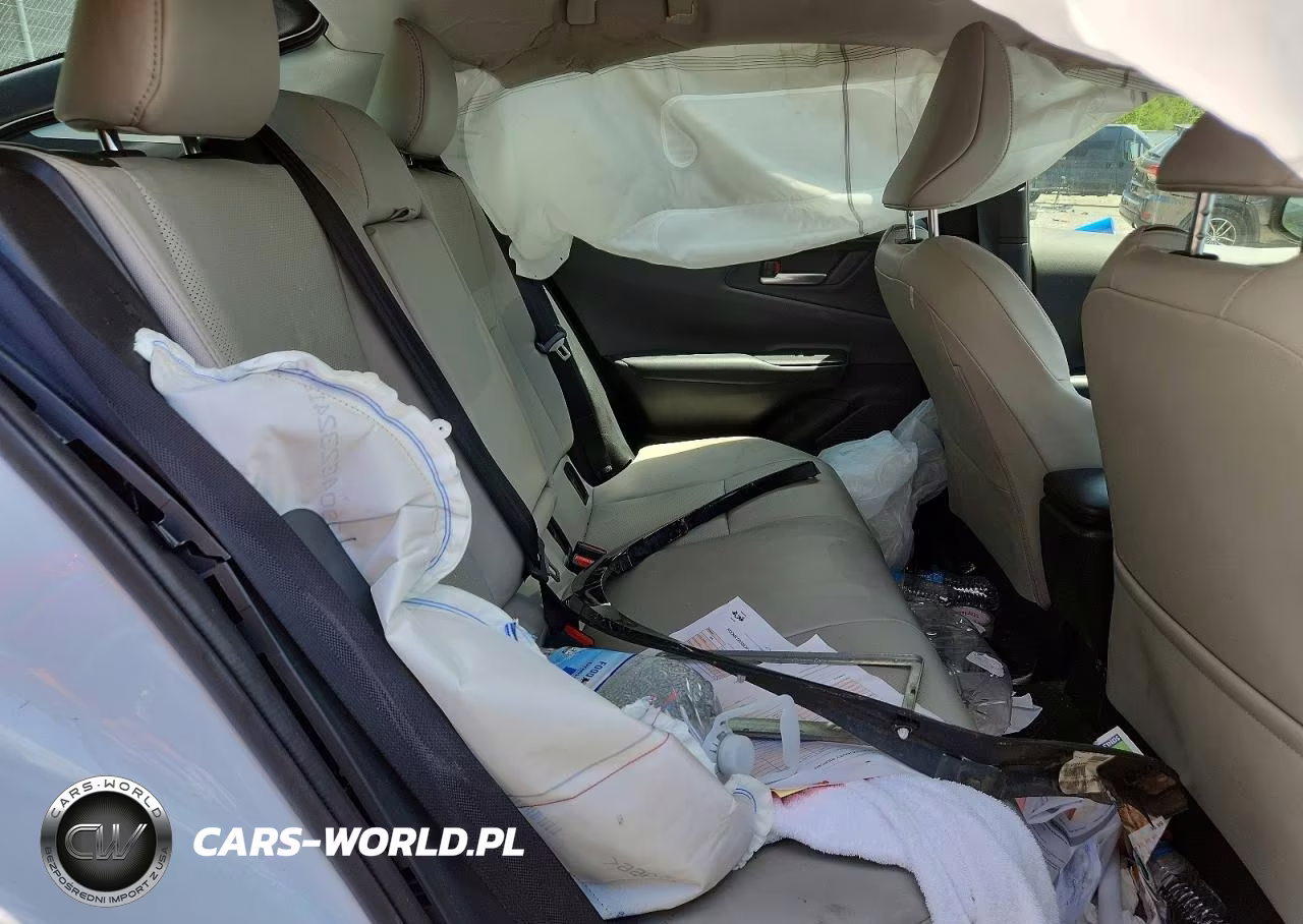 2025 Toyota Prius Xle VIN:JTDACAAU5S3053264 - 10