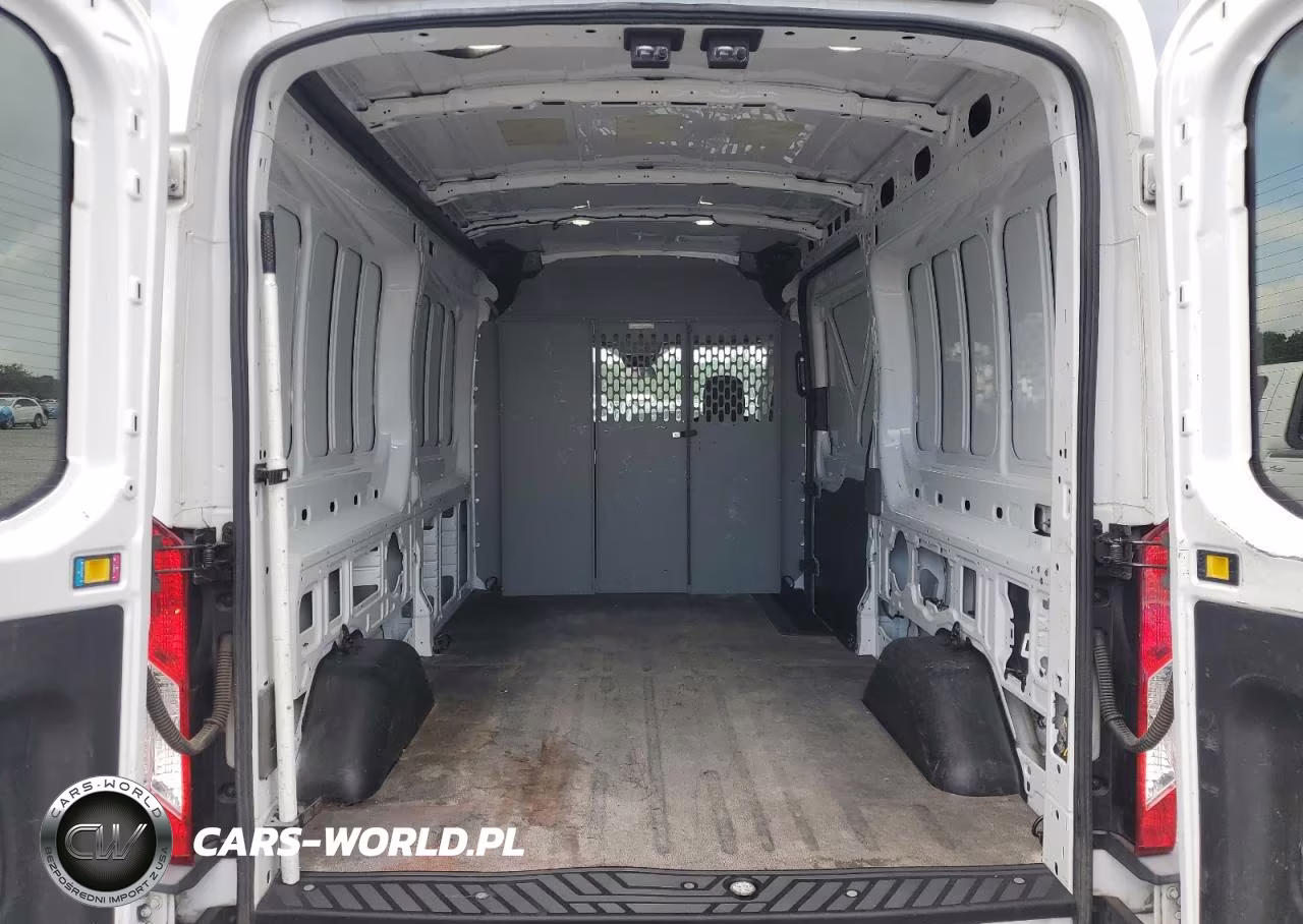 2020 Ford Transit T-250 VIN:1FTBR1C83LKA03358 - 10