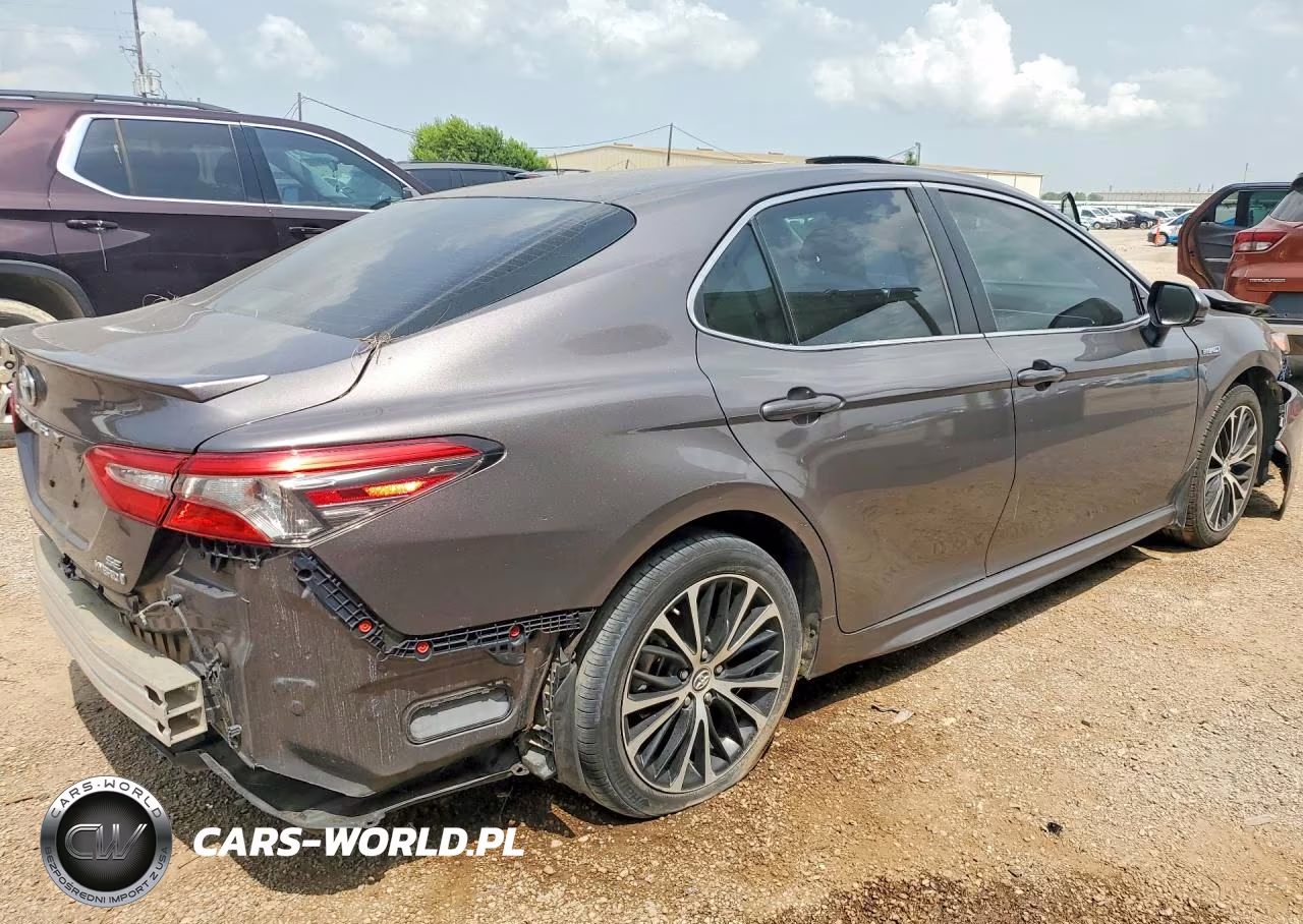 2018 Toyota Camry Hybrid Se VIN:4T1B21HK9JU009123 - 3