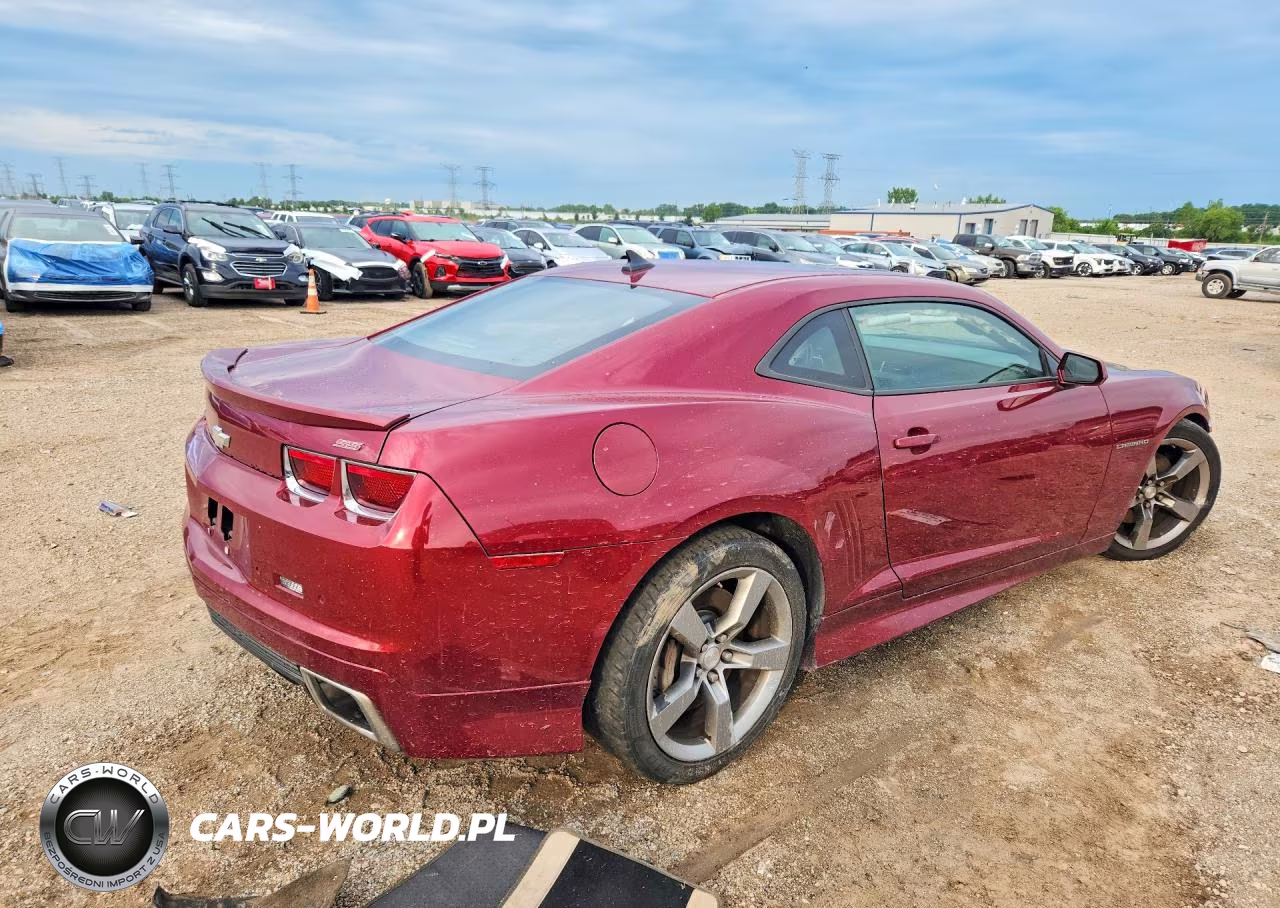 2011 Chevrolet Camaro 2Ss VIN:2G1FK1EJ0B9147044 - 3