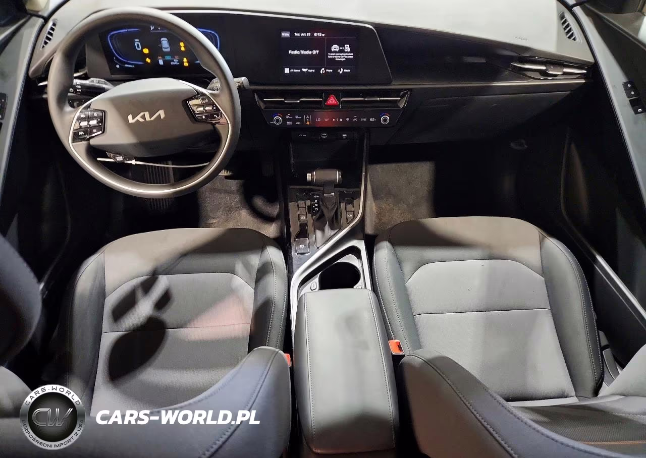 2026 Kia Niro Lx VIN:KNDCP3LE4T5329762 - 8
