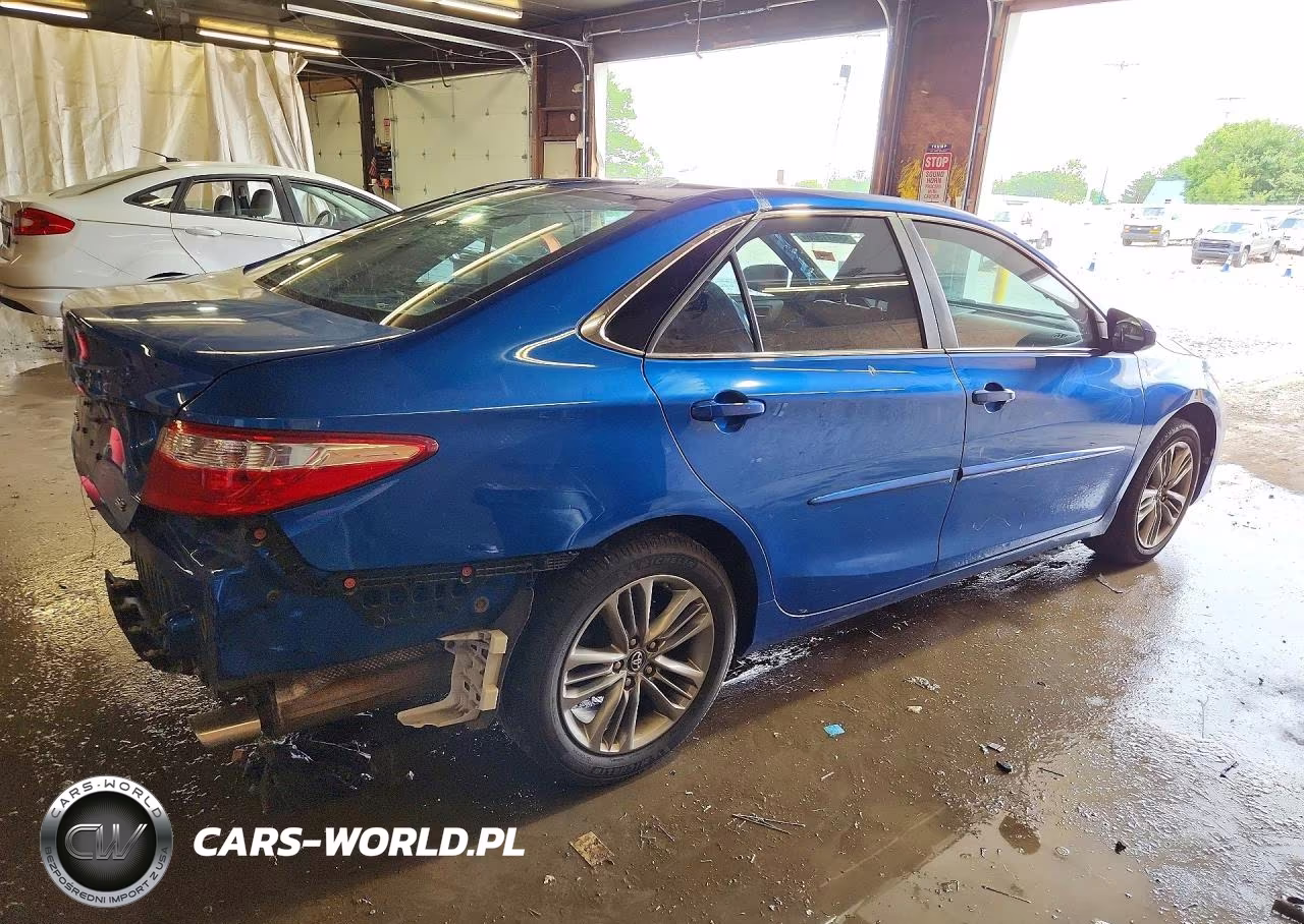 2017 Toyota Camry Se VIN:4T1BF1FK6HU783752 - 3