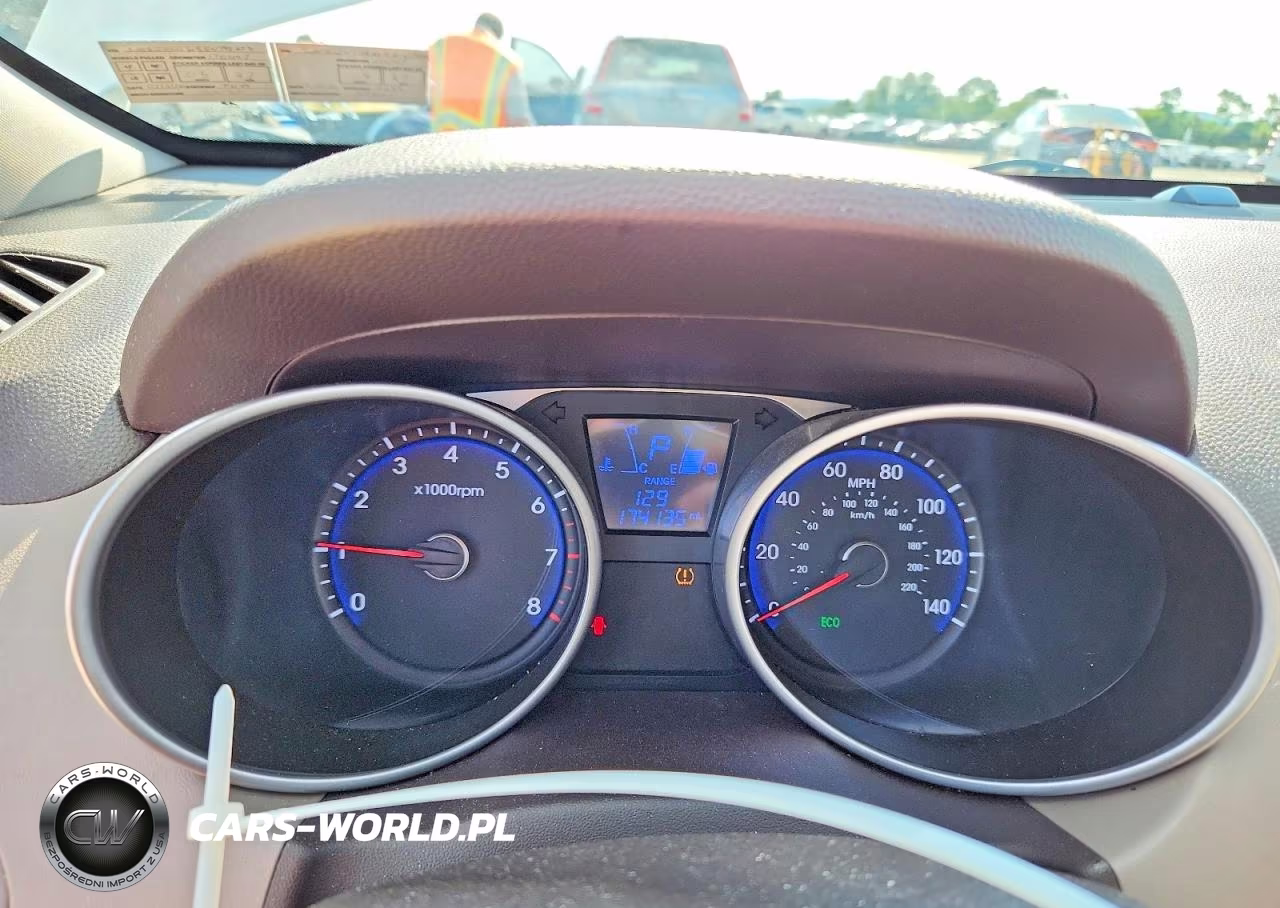 2014 Hyundai Tucson Se VIN:KM8JUCAG9EU798273 - 9