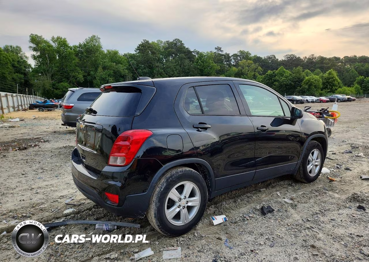 2020 Chevrolet Trax Ls VIN:KL7CJKSB2LB333598 - 3