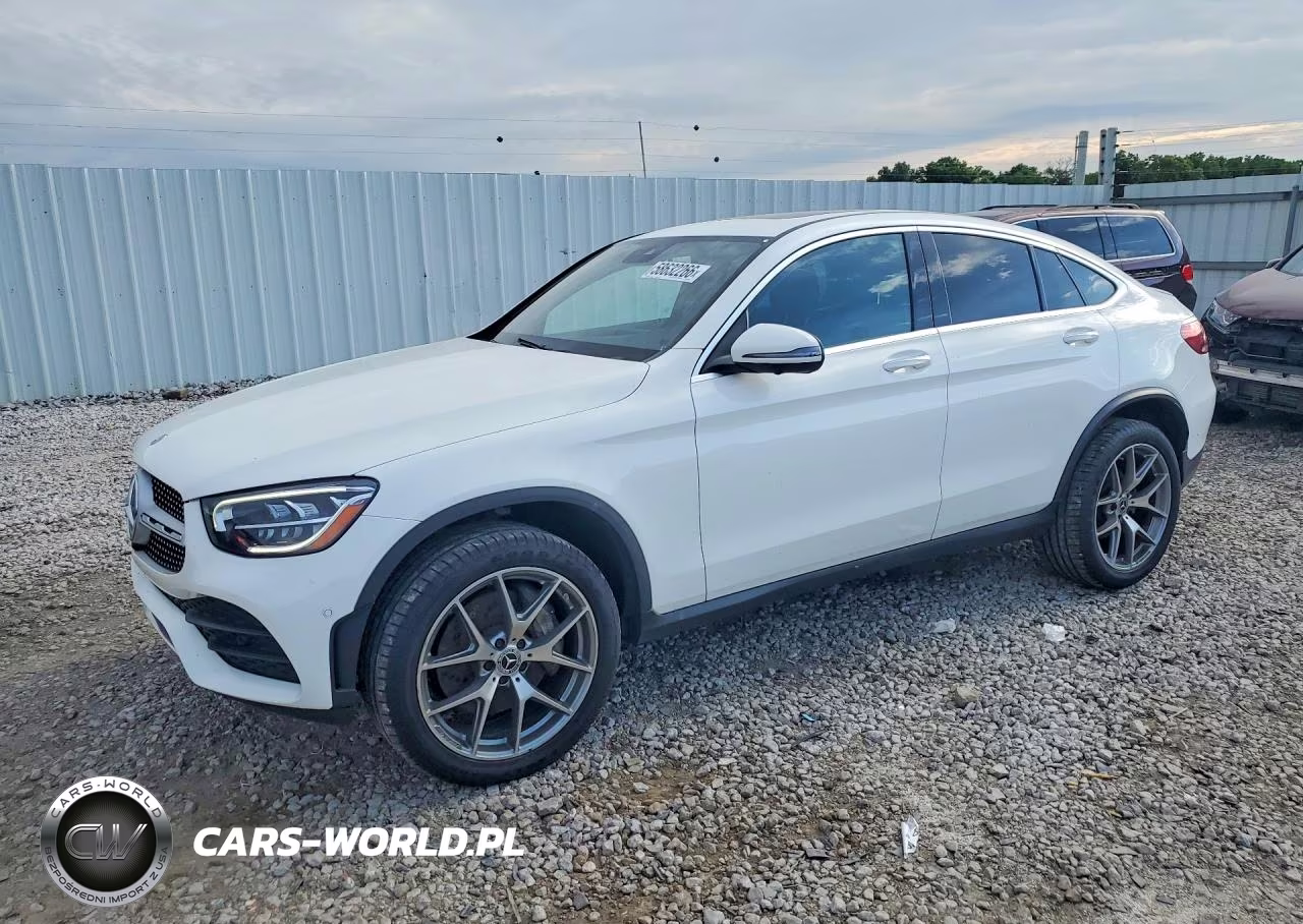 2022 Mercedes-Benz Glc Coupe 300 4Matic – zdjęcie 1 z 13
