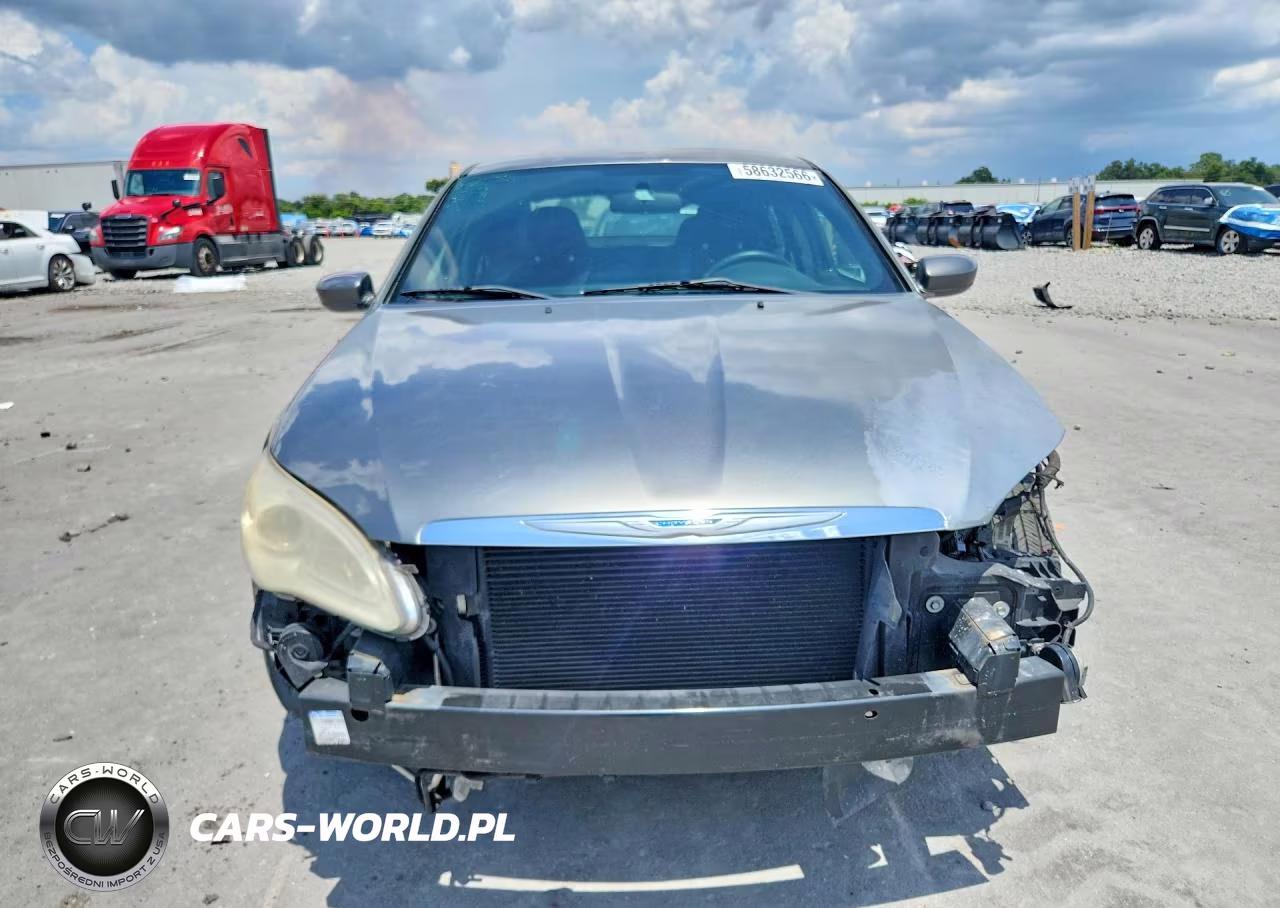 2012 Chrysler 200 Touring VIN:1C3CCBBB6CN226540 - 5