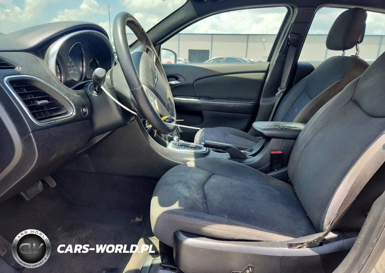 2012 Chrysler 200 Touring VIN:1C3CCBBB6CN226540 - 7