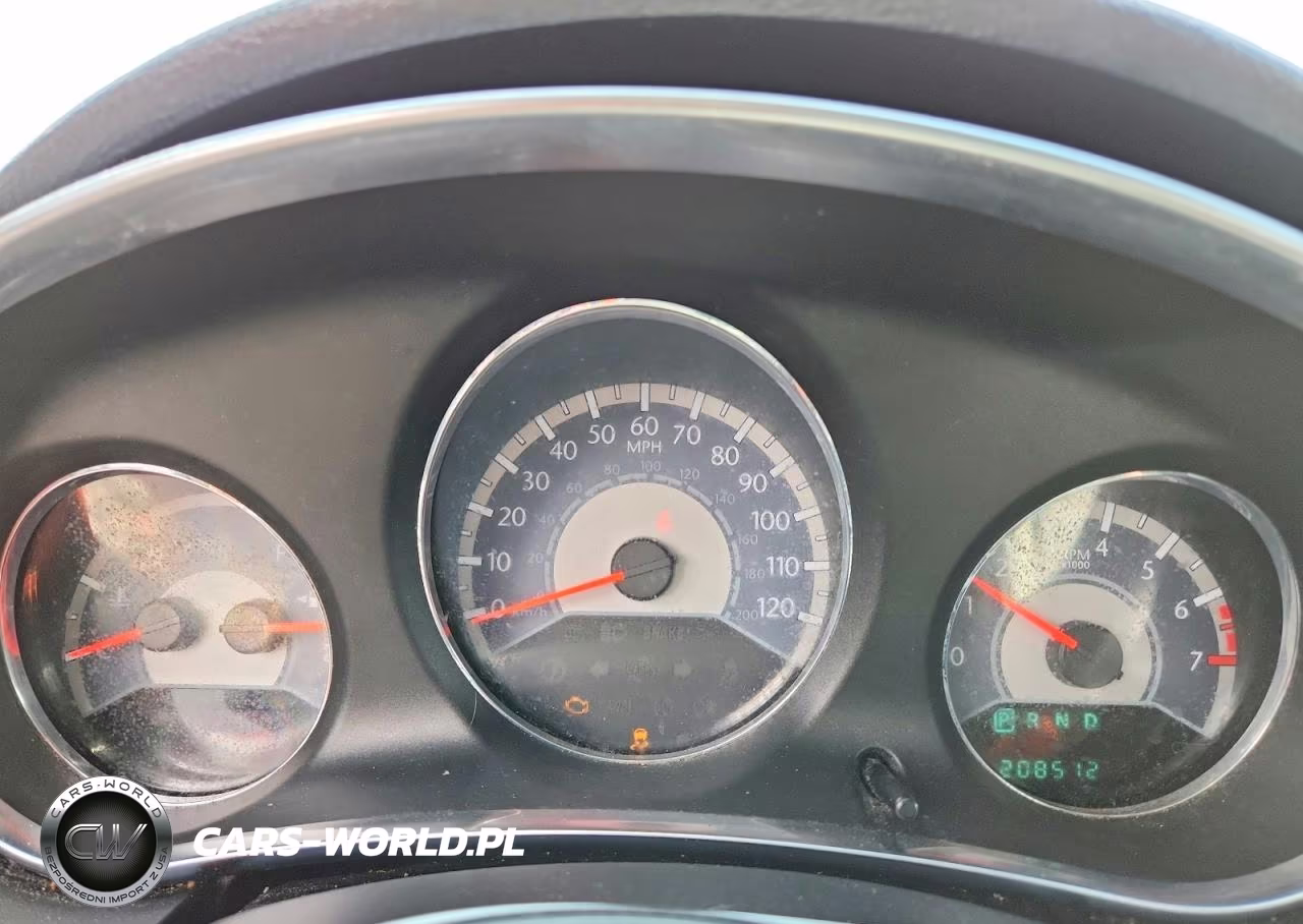 2012 Chrysler 200 Touring VIN:1C3CCBBB6CN226540 - 9