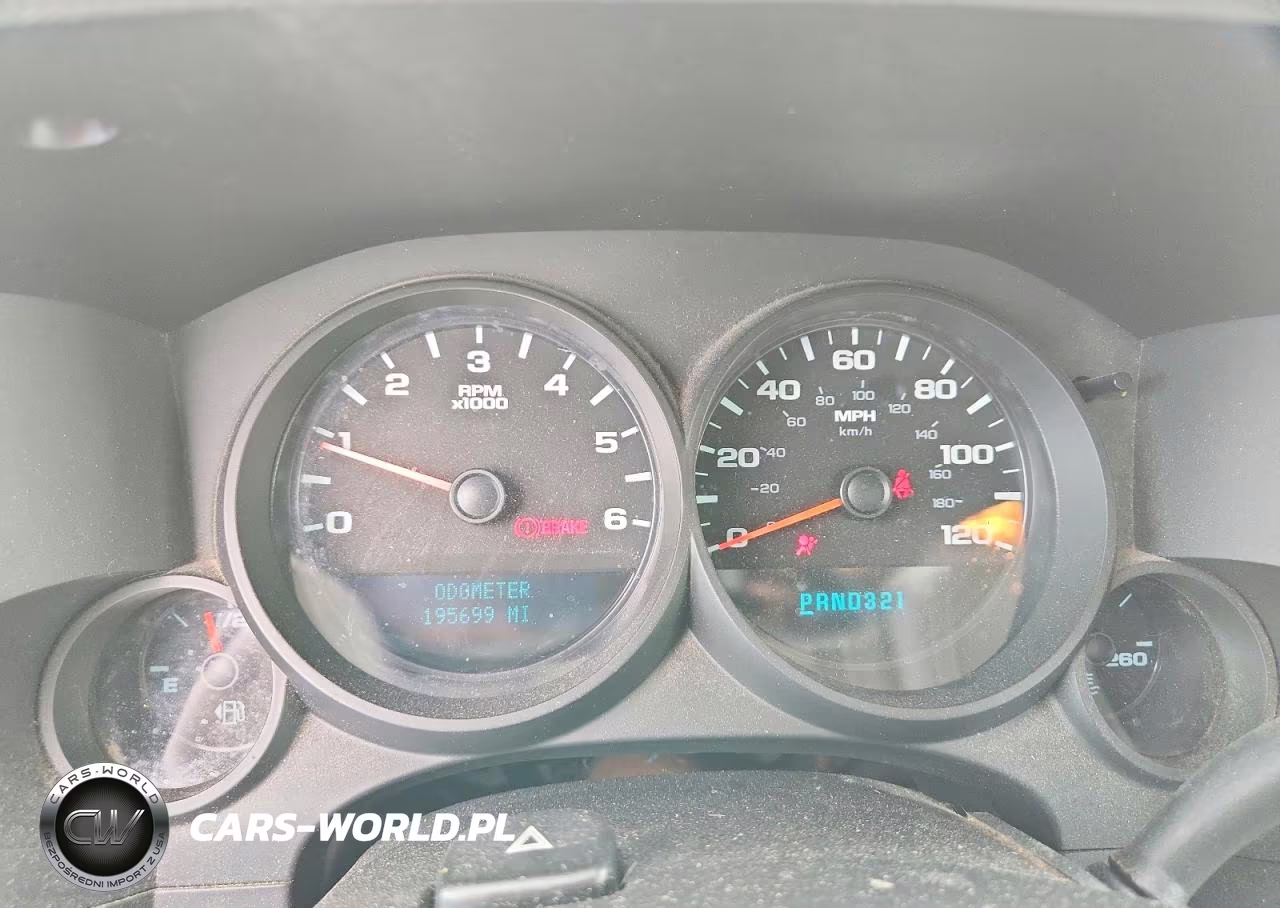 2010 Chevrolet Silverado C1500 Ls VIN:1GCSCREA1AZ180818 - 9