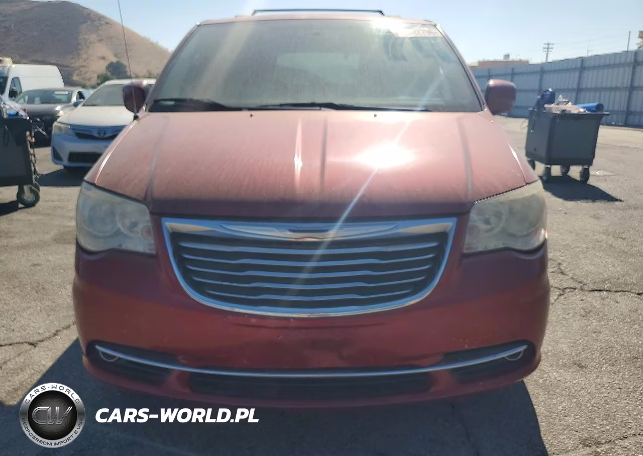 2014 Chrysler Town & Country Touring VIN:2C4RC1BG8ER445002 - 5