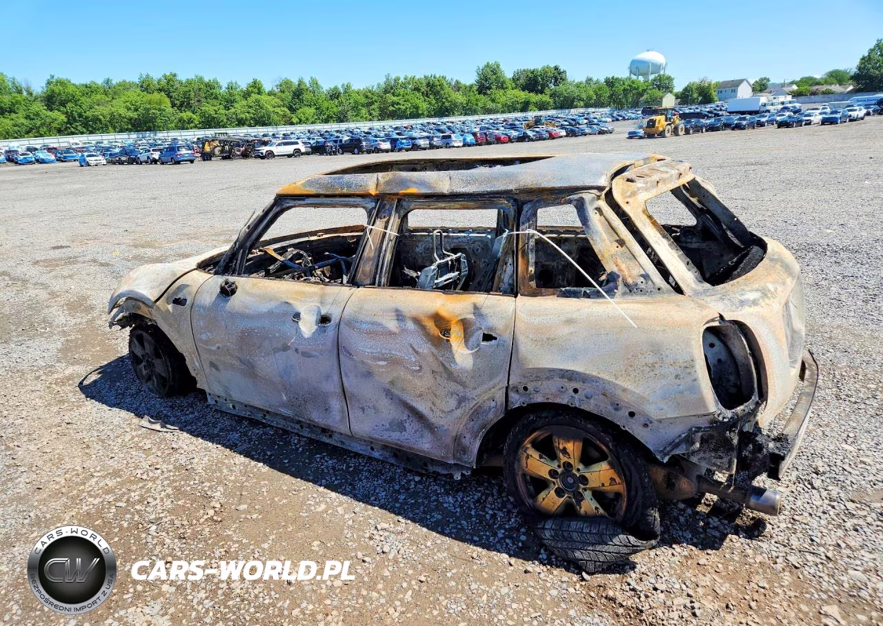 2015 Mini Cooper VIN:WMWXS5C53FT833339 - 2