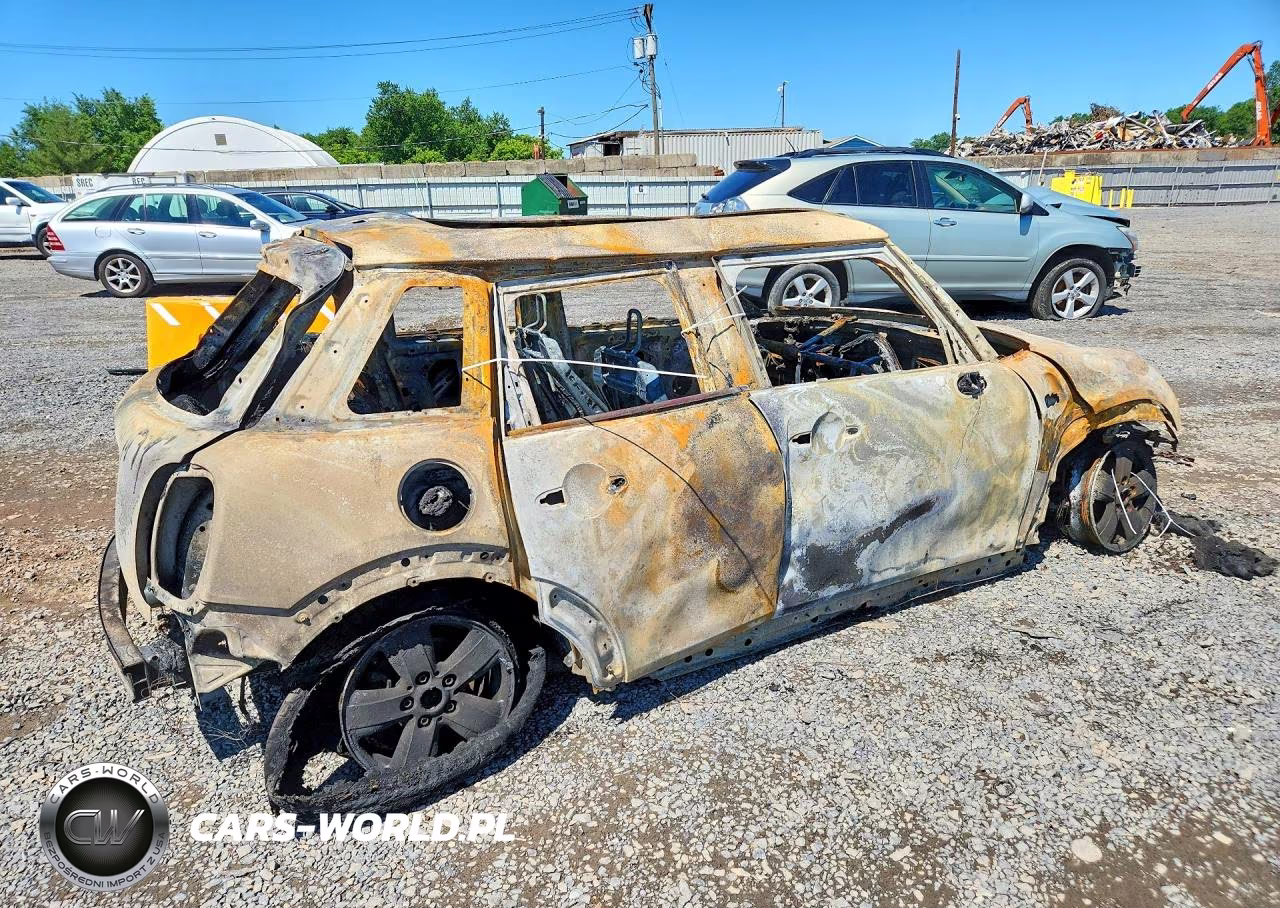 2015 Mini Cooper VIN:WMWXS5C53FT833339 - 3